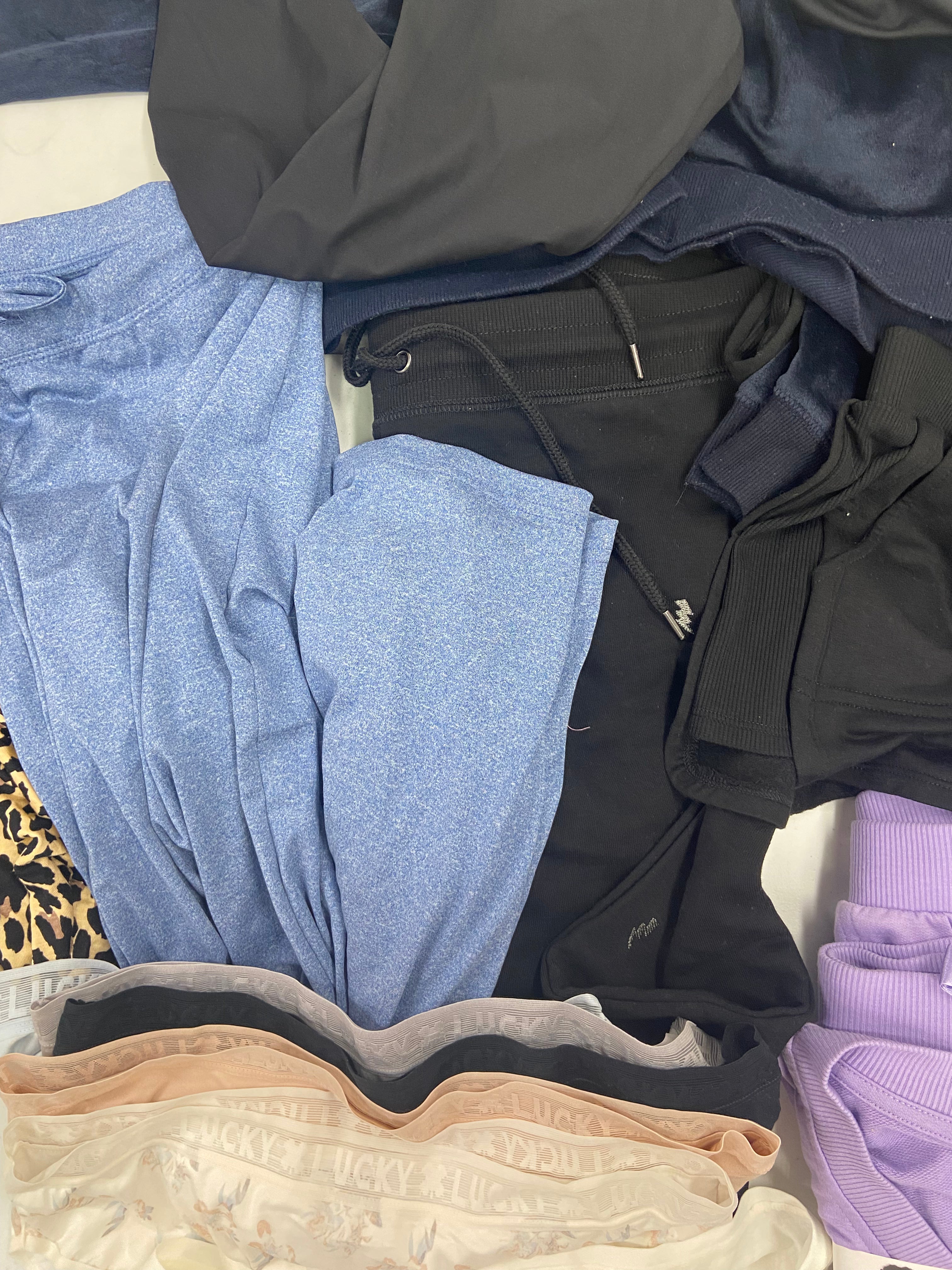 Women's Clothing, Intimates, Wholesale Lot, LUCKY BRAND, FREE PEOPLE, FELINA, FLORA NIKROOZ, 32 DEGREES, and more, 14 items, Shelf Pulls, MSRP $490