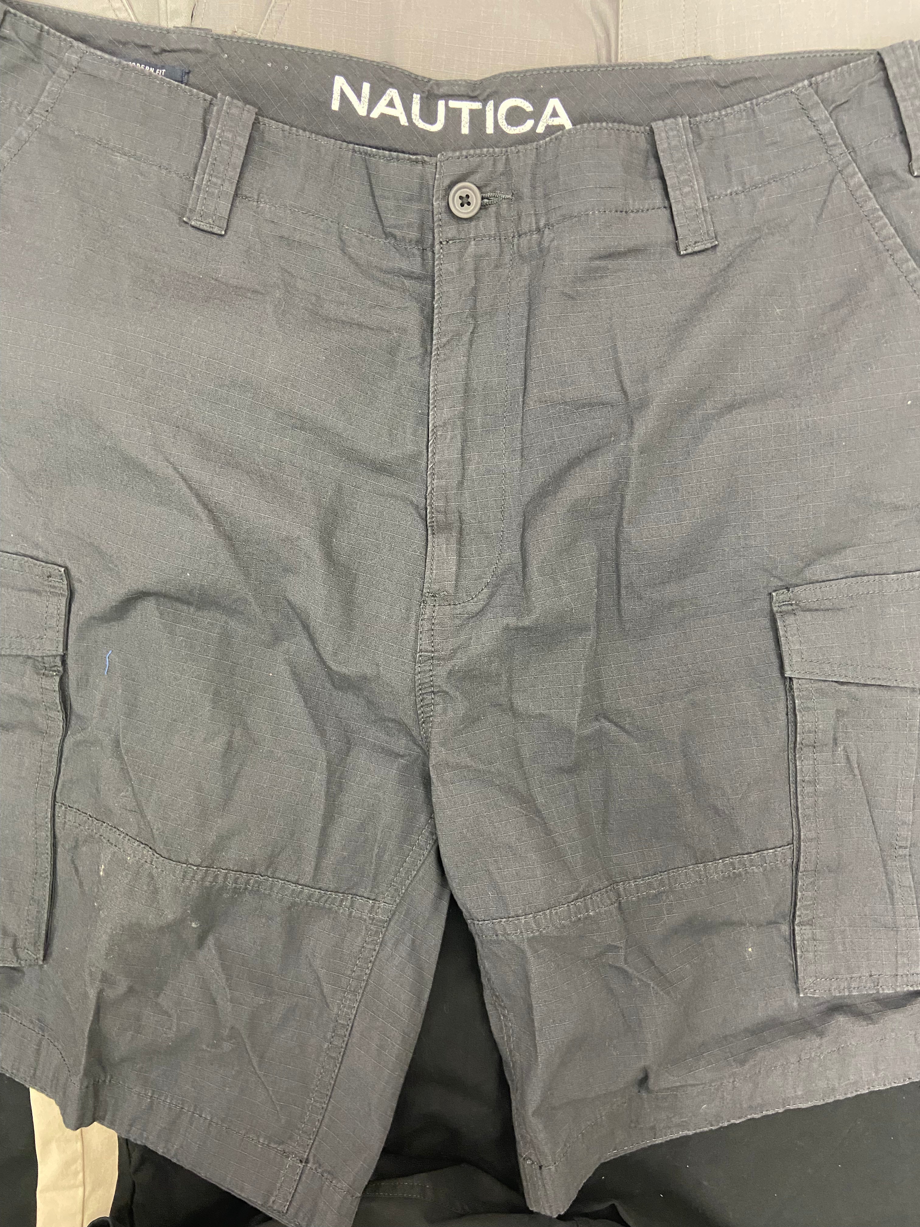 Men's Clothing Shorts Wholesale Lot, NAUTICA, JACK JONES, FOX HEAD and more, 16 items, Shelf Pulls, MSRP $720