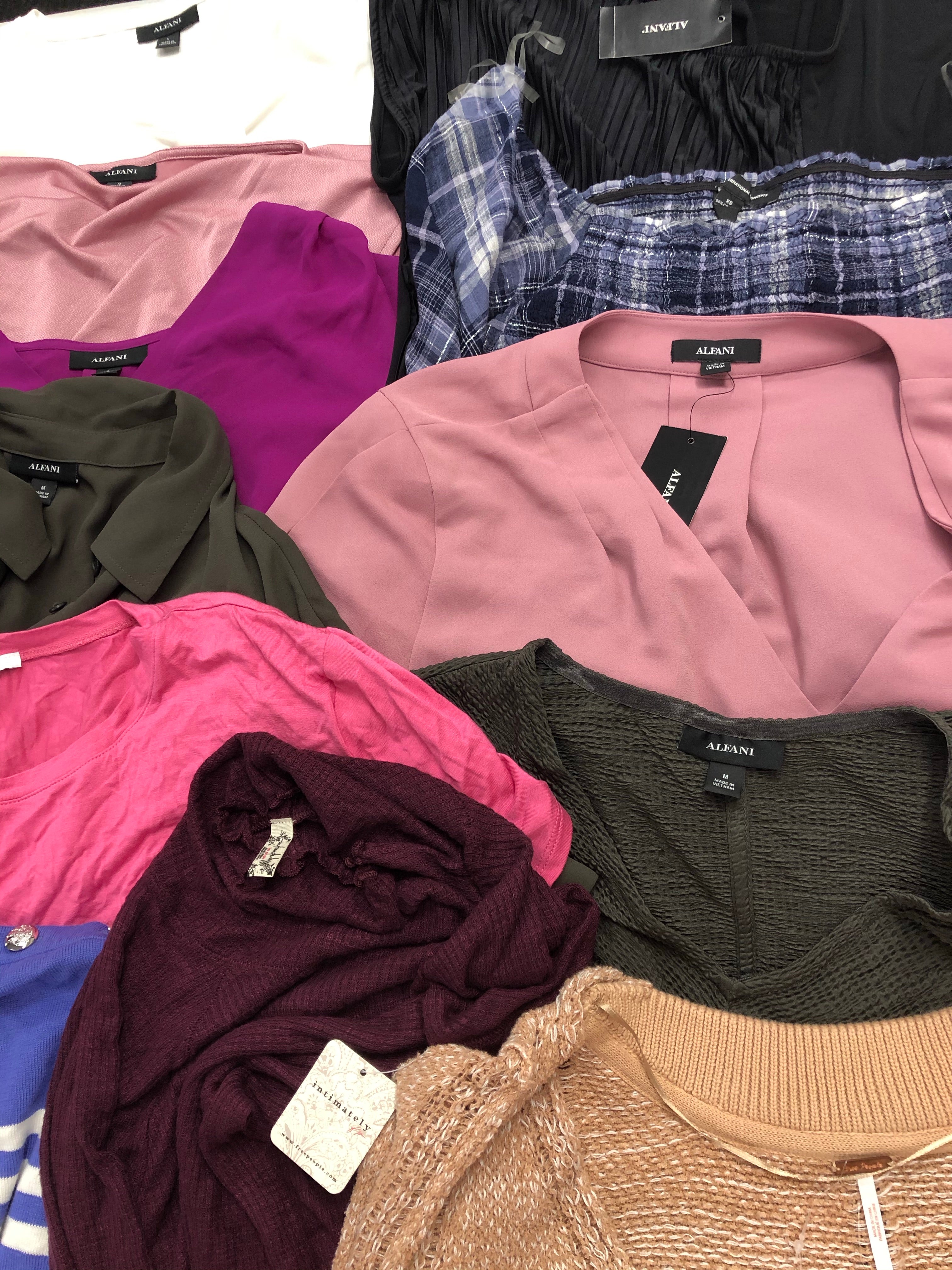 Women's Clothing Tops Wholesale Lot, LAUREN RALPH LAUREN, CALVIN KLEIN, FREE PEOPLE, ALFANI and more, 18 items, Shelf Pulls, MSRP $1,153