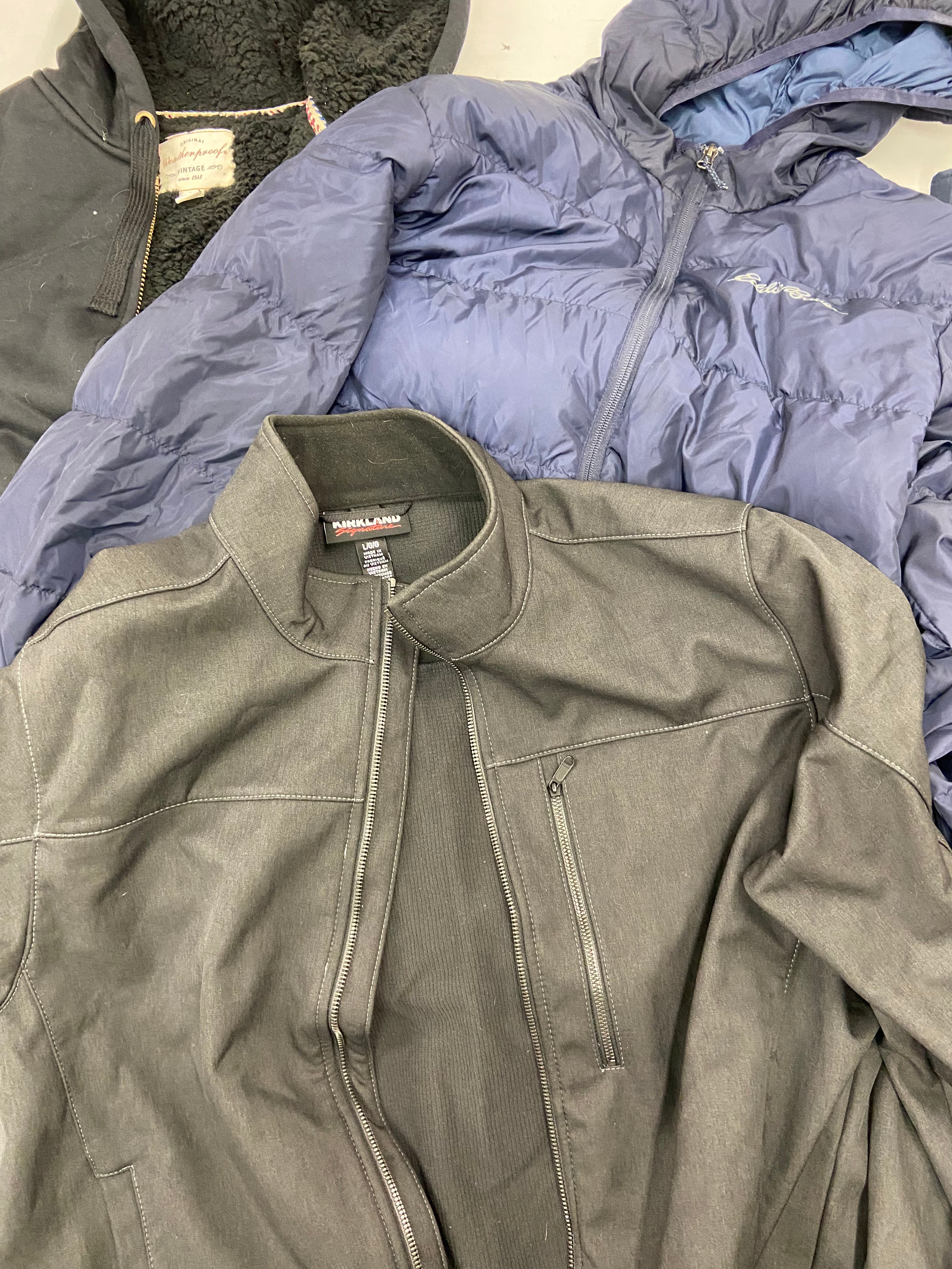 Men's Clothings Assorted Wholesale Lot, WEATHERPROOF, EDDIE BAUER, KIRKLAND, HAGGAR and more, 4 items, CUSTOMER RETURNS
