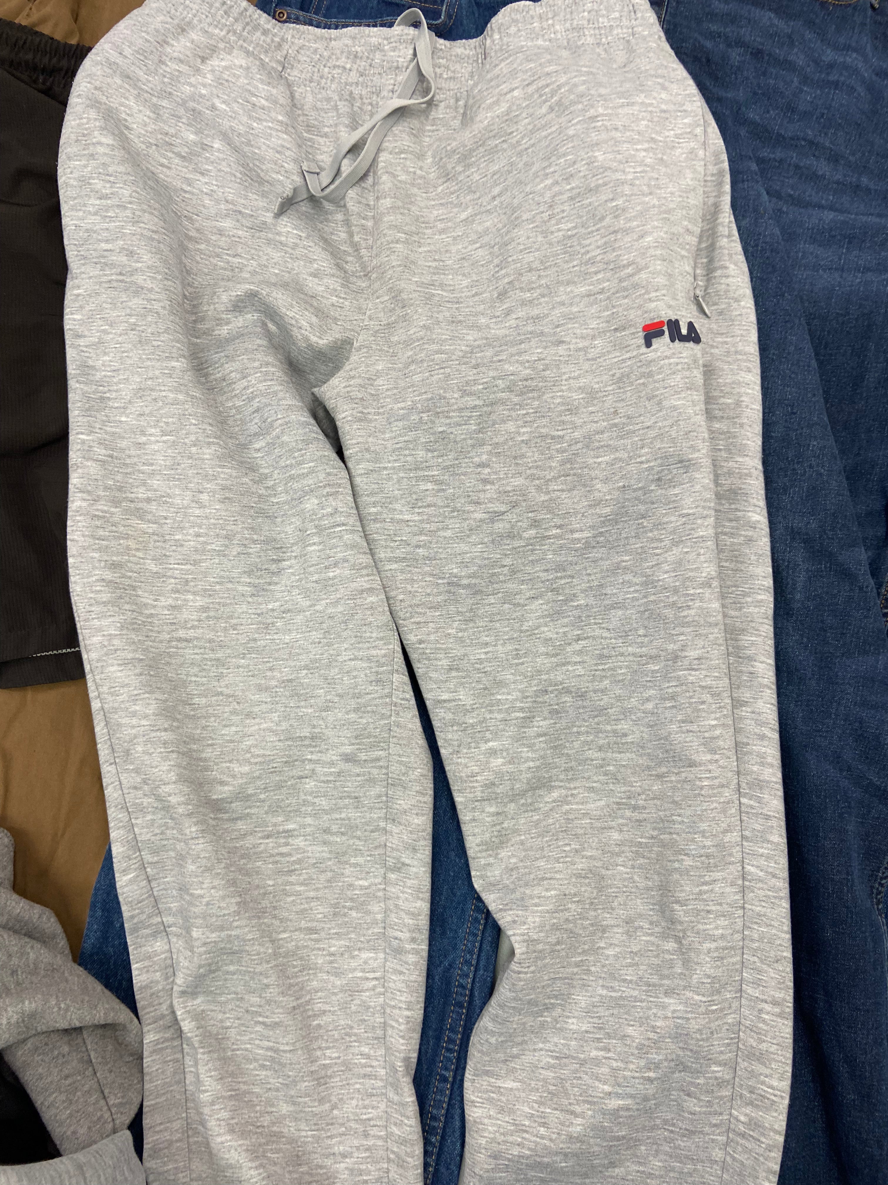 Men's Clothings Bottoms Wholesale Lot, FILA, PUMA, NAUTICA, ENGLISH LAUNDRY, EDDIE BAUER, KIRKLAND, IZOD and more, 10 items, CUSTOMER RETURNS