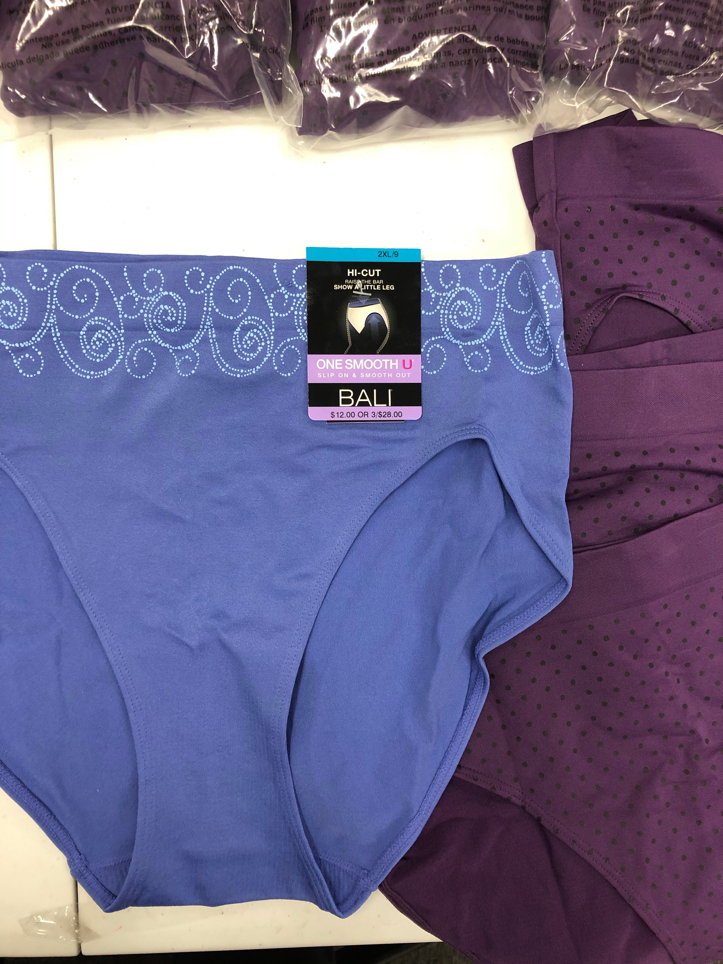 Women's Clothing Intimates Wholesale Lot,BALI, 72 items, Shelf Pulls, MSRP $864