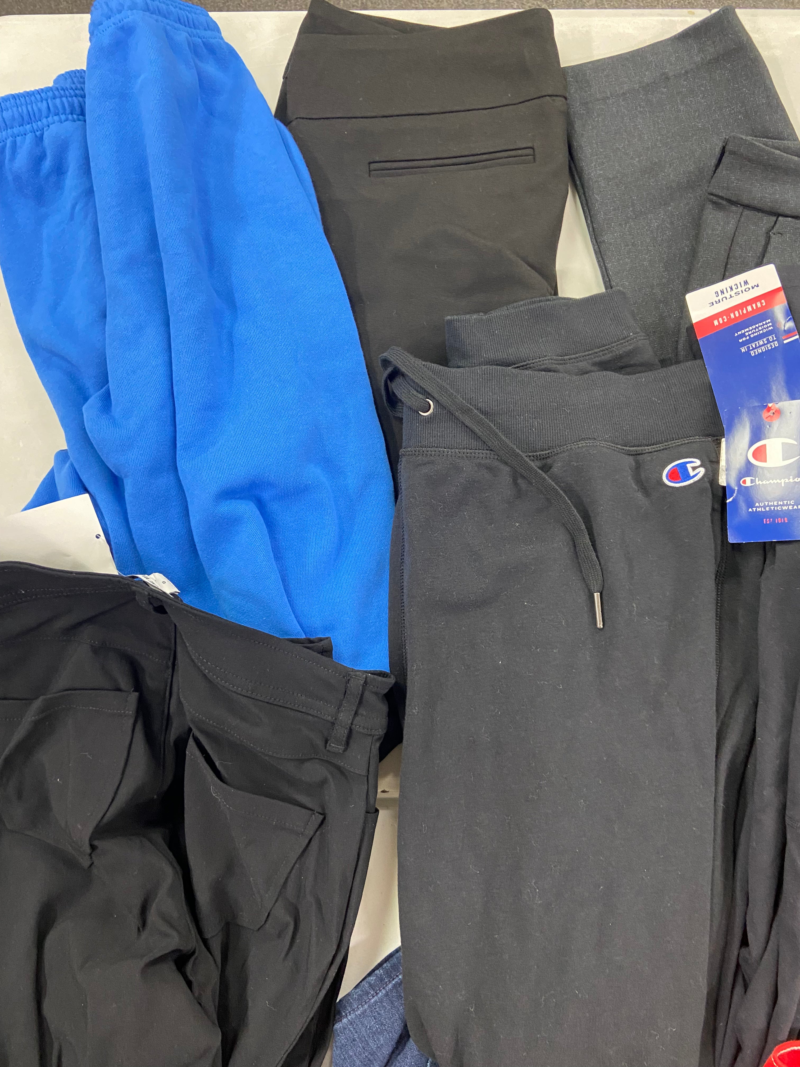 Women's Clothing Bottoms Wholesale Lot, HUDSON, PAIGE, AMERICAN APPAREL, SKECHERS, LVPL, GLORIA VANDERBILT and more, 12 items, Shelf Pulls, MSRP $907
