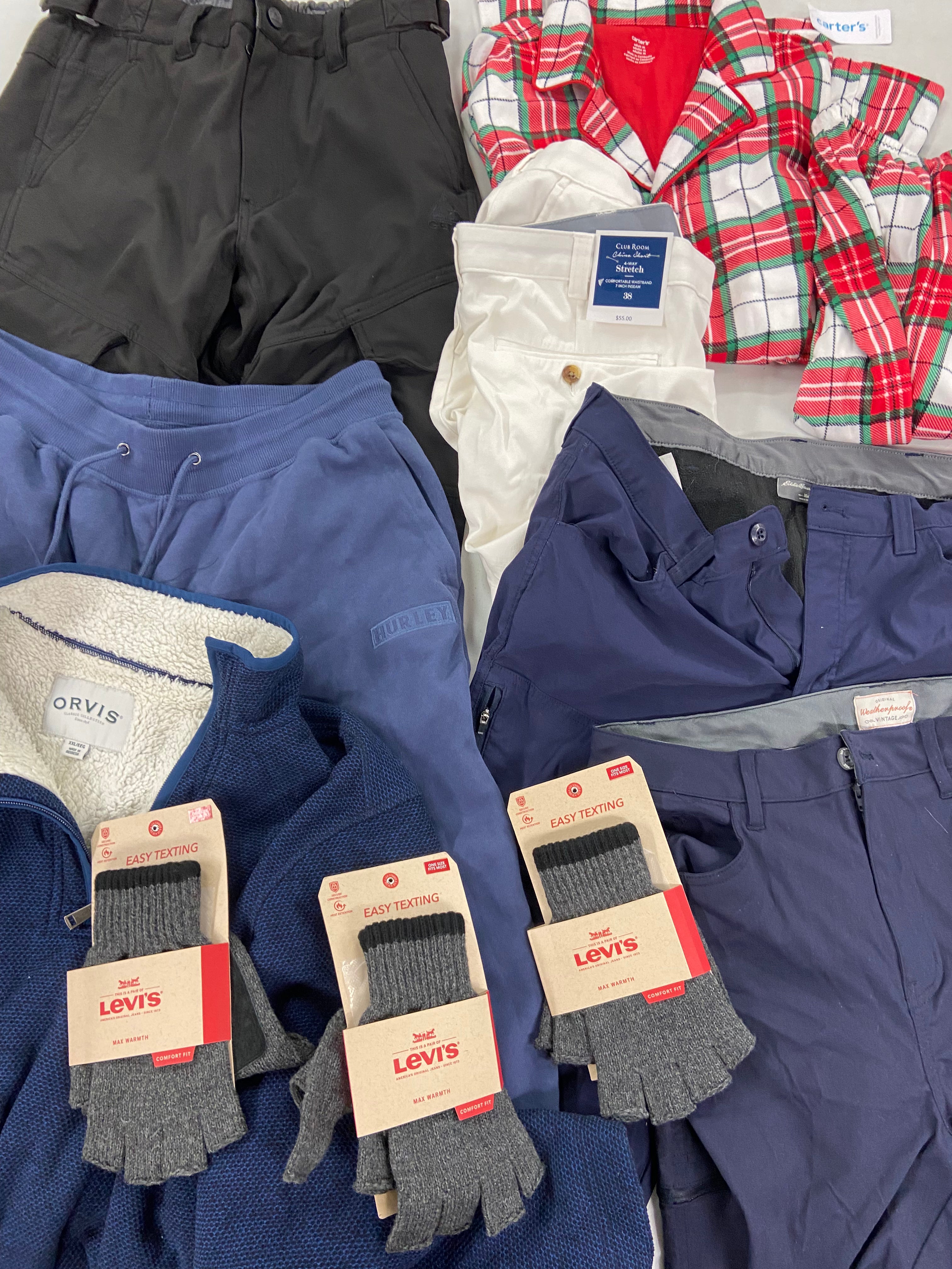 Men's Clothing Assorted Wholesale Lot, HURLEY, LEVI'S, EDDIE BAUER, WEATHERPROOF, ORVIS and more, 10 items, Shelf Pulls, MSRP $624