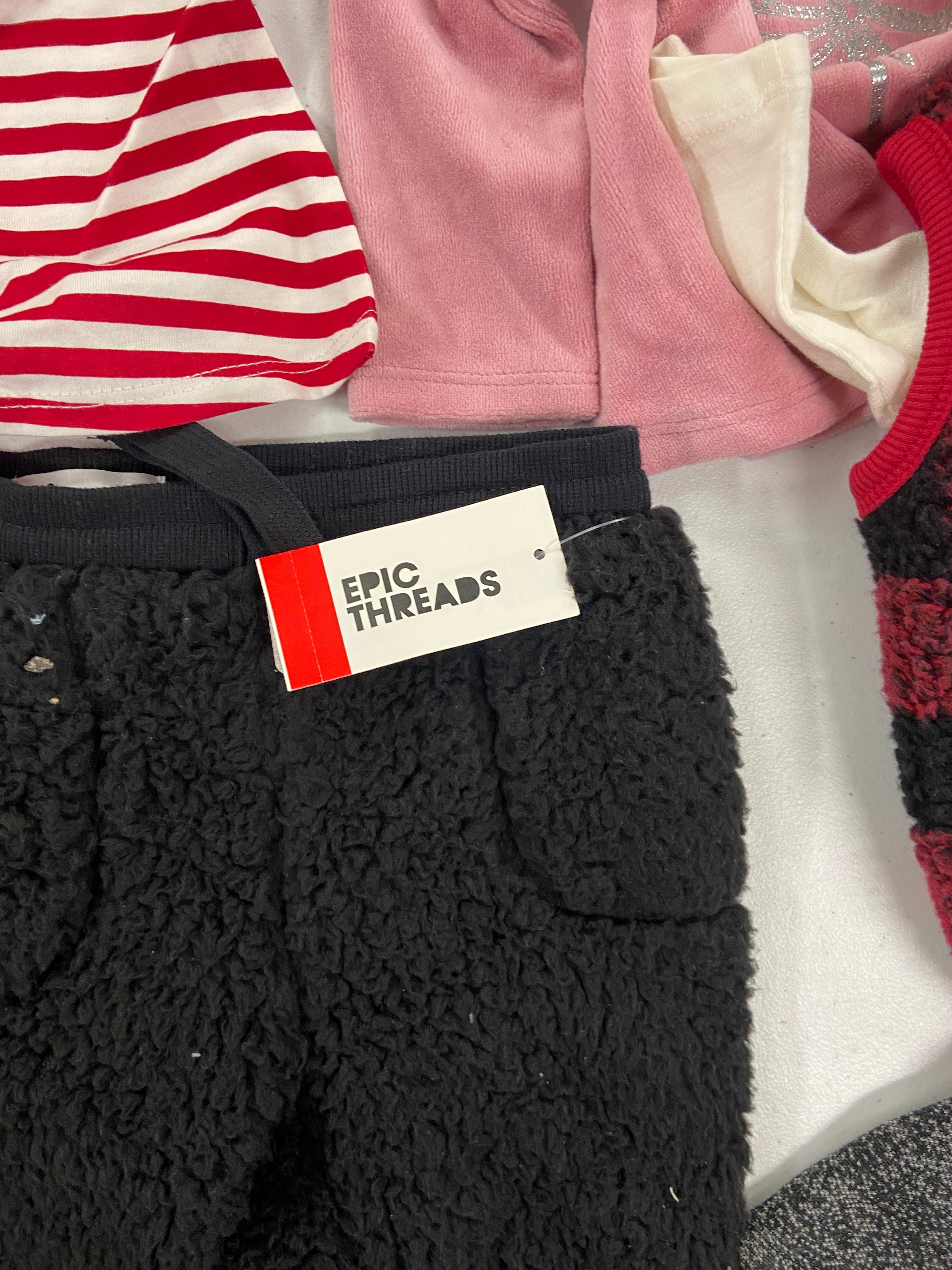 Baby's Clothing Assorted Wholesale Lot, FIST IMPRESSON, EPIC THREADS, 17 items, Shelf Pulls, MSRP $631