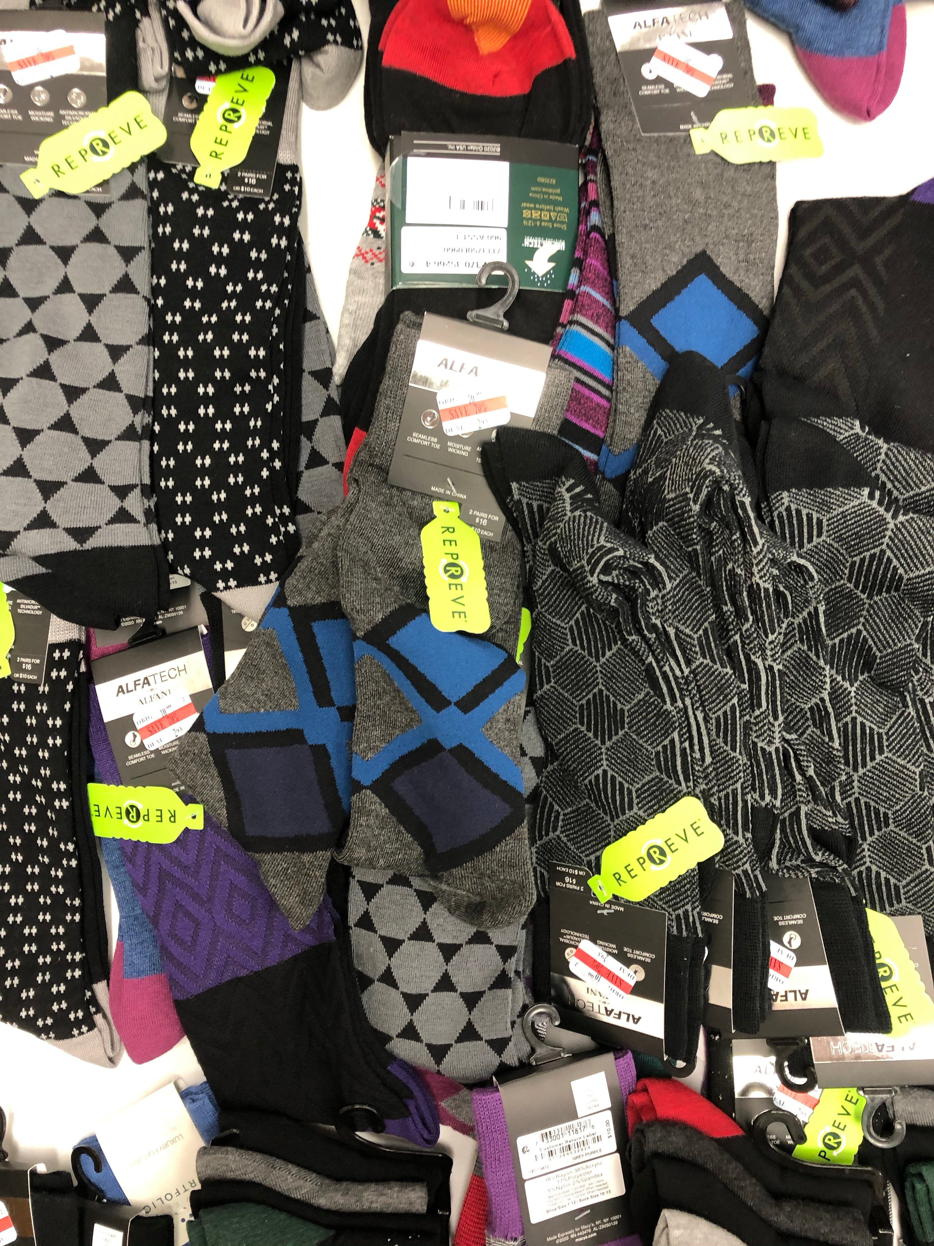 Men's Socks Wholesale Lot, Tommy Hilfiger, Perry Ellis, Gold Toe, Alfani, 110 Units, Shelf Pulls, MSRP $1,188.99