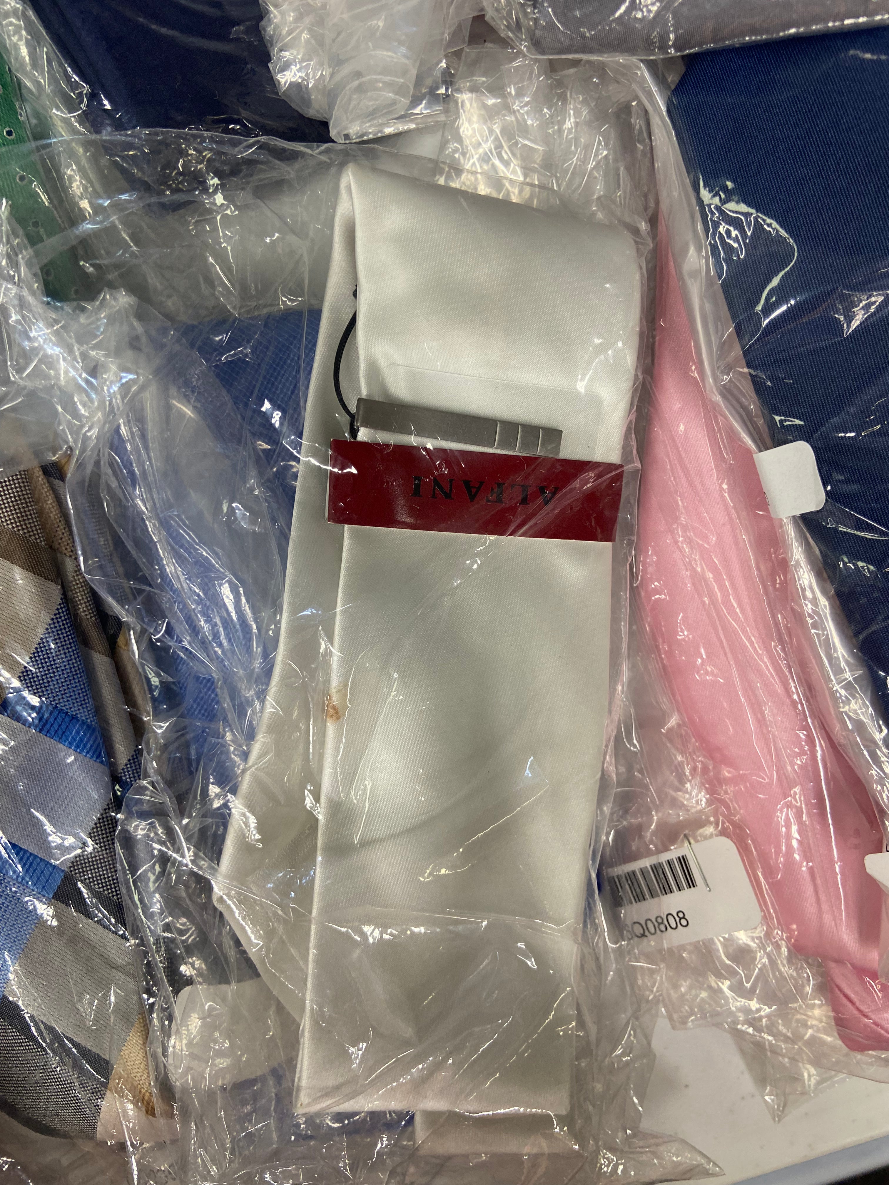 Men's Neckties Wholesale Lot, NAUTICA, TOMMY HILFIGER, MICHAEL KORS, KENNETH COLE, RYAN SEACREST, CALVIN KLEIN, and more, 108 items, CUSTOMER RETURNS