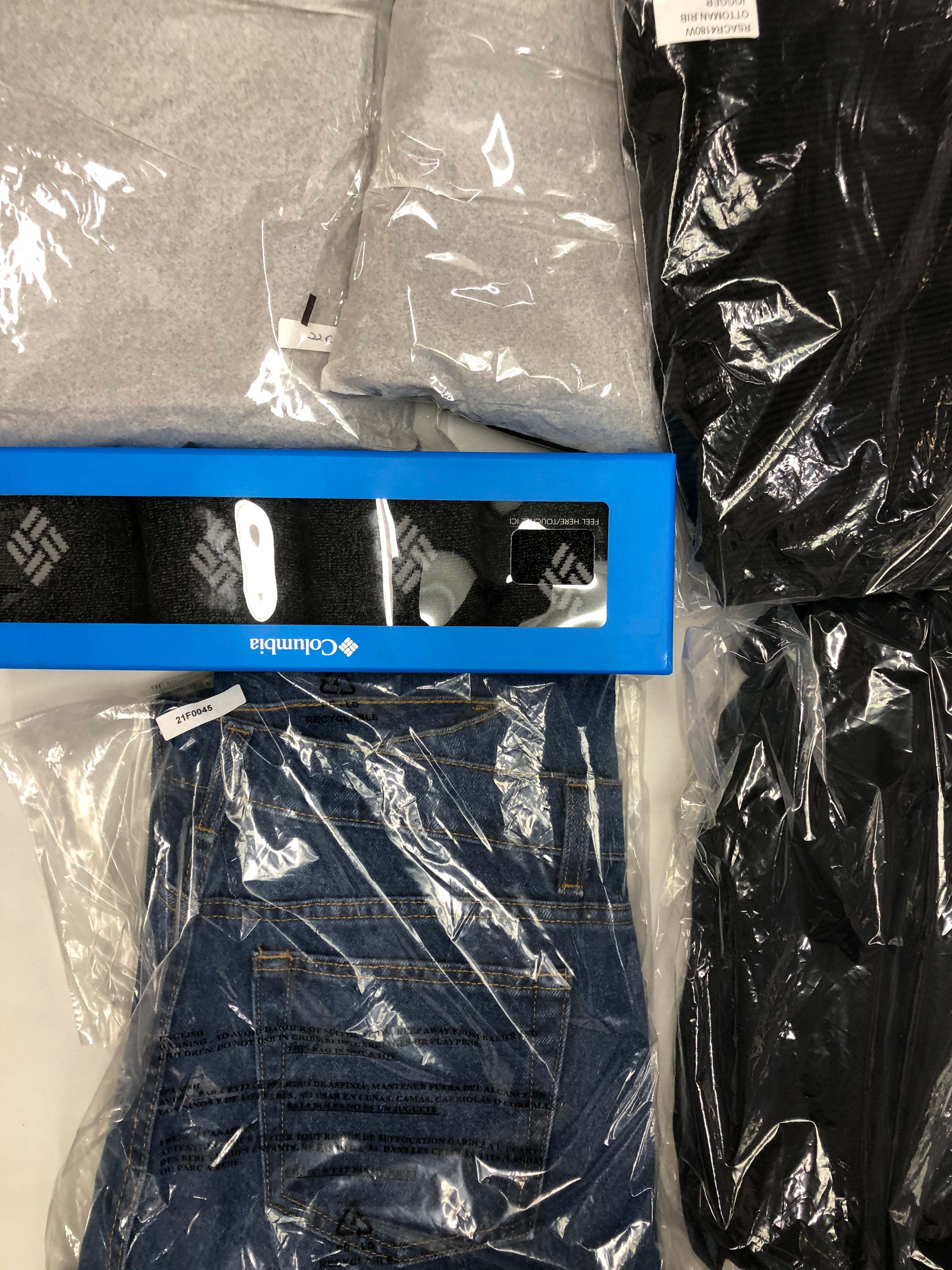 Men's Clothing Tops and Others Wholesale Lot, COLUMBIA, CALVIN KLEIN, TASSO ELBA, STEVE MADDEN, AMERICAN APPAREL, 9 items, Shelf Pulls, MSRP $374