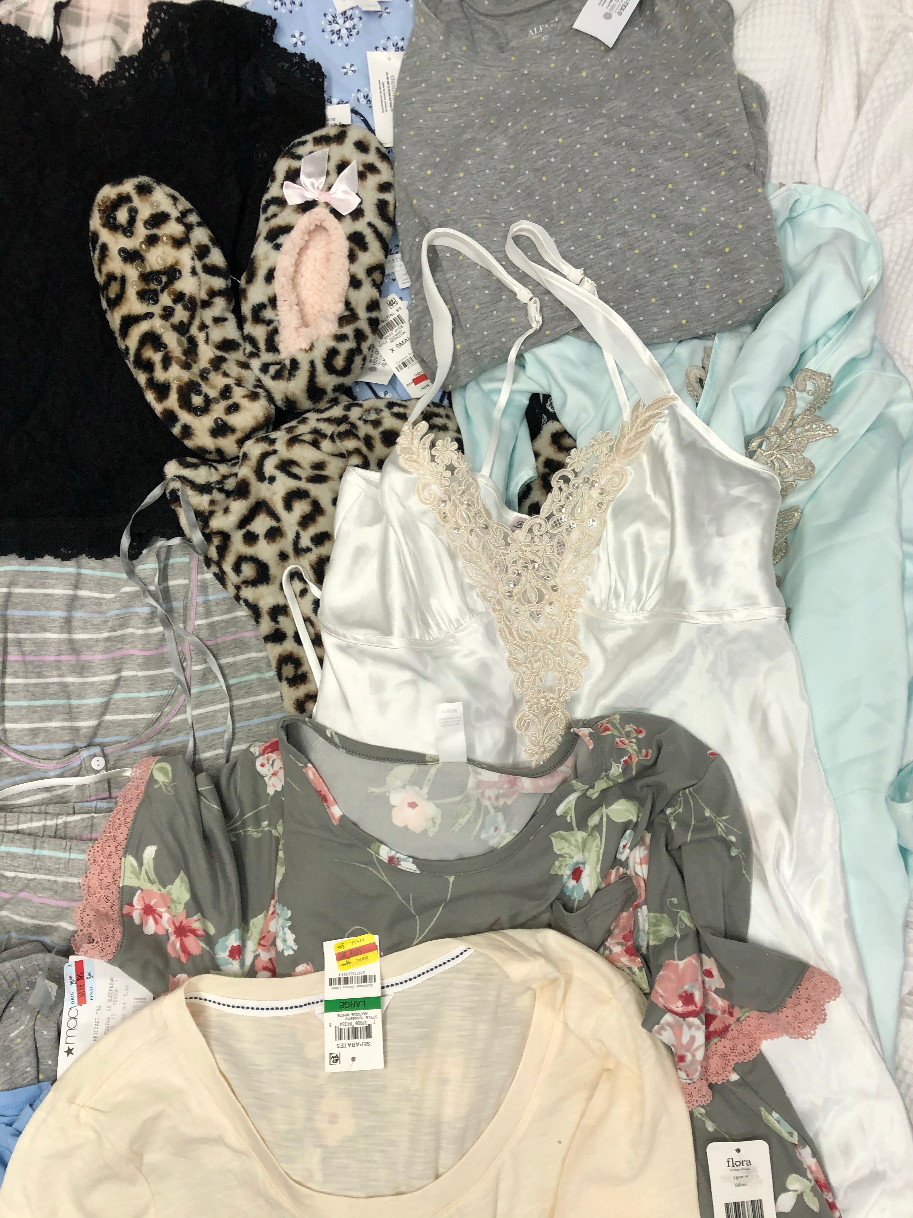 Women's Clothing Pajama Wholesale Lot, FLORA, Hanes, MISS ELAINE, HARTER CLUB, FAMILY PJS and more, 27 Units, Shelf Pulls, MSRP $1,095