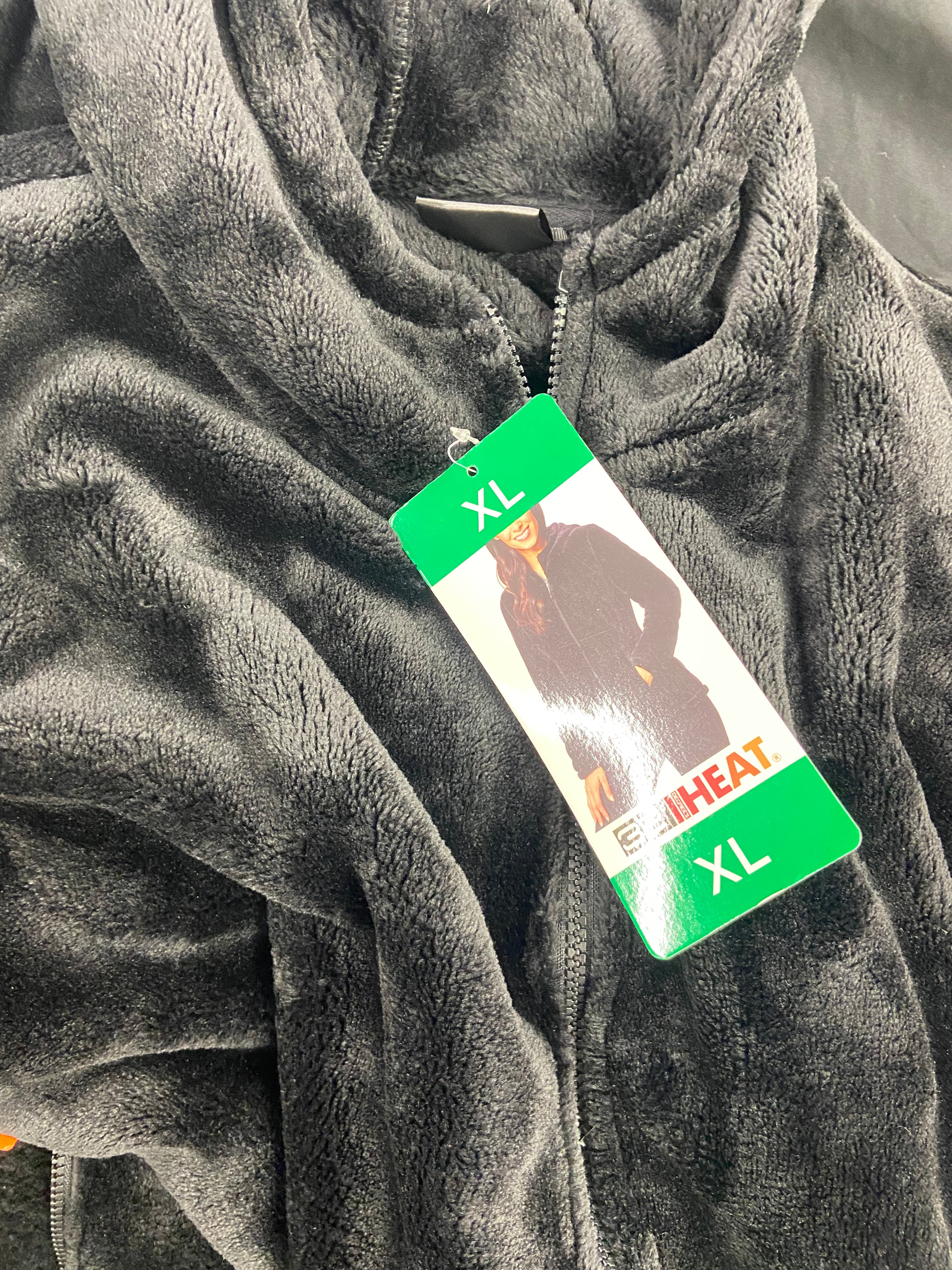 Women's Clothing Assorted Wholesale Lot, NORTH FACE, CALVIN KLEIN, 32 DEGREES, IDEOLOGY and more, 13 items, Shelf Pulls, MSRP $709