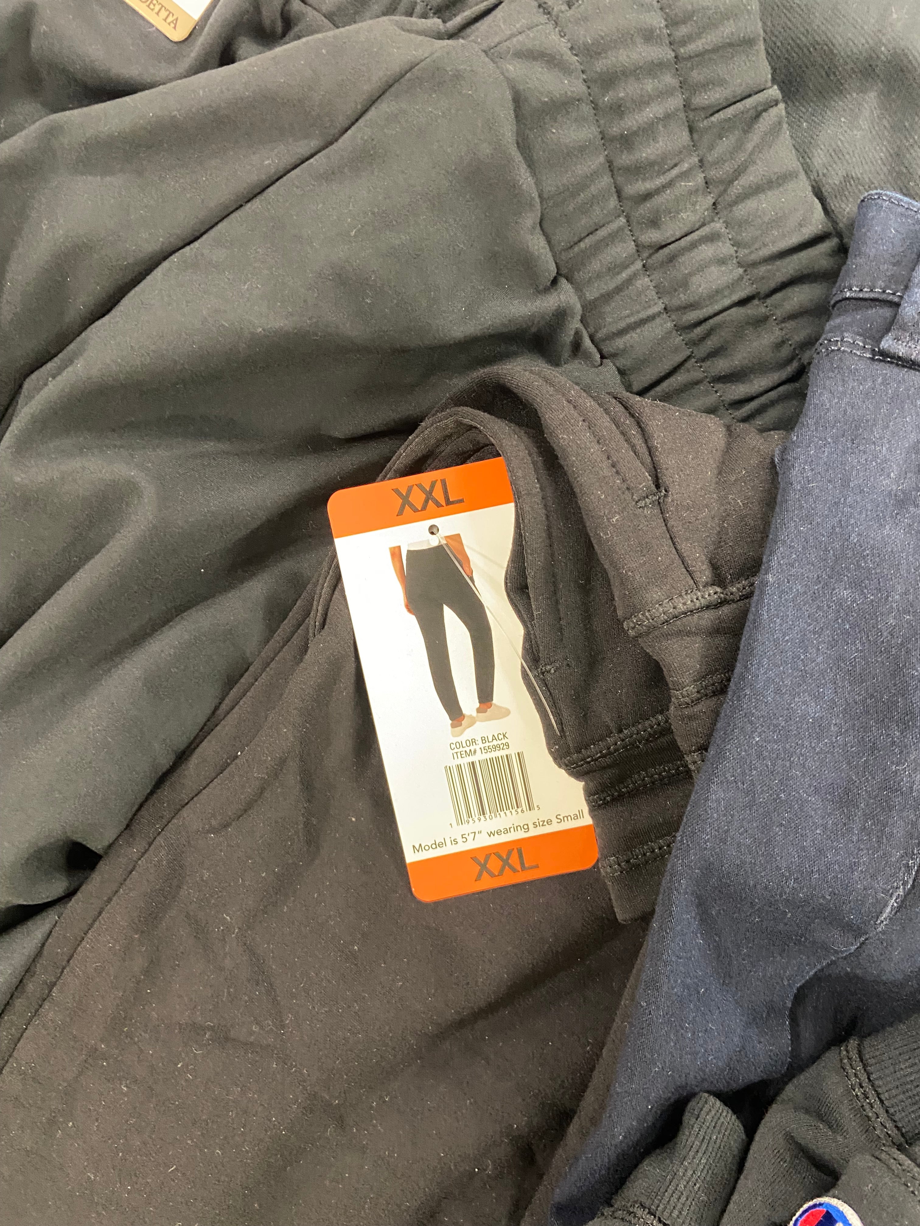 Women's Clothing Activewear & Other bottoms Wholesale Lot, FREE PEOPLE, LUCKY BRAND, CHAMPION, 32 DEGREES and more, 11 items, Shelf Pulls, MSRP $552