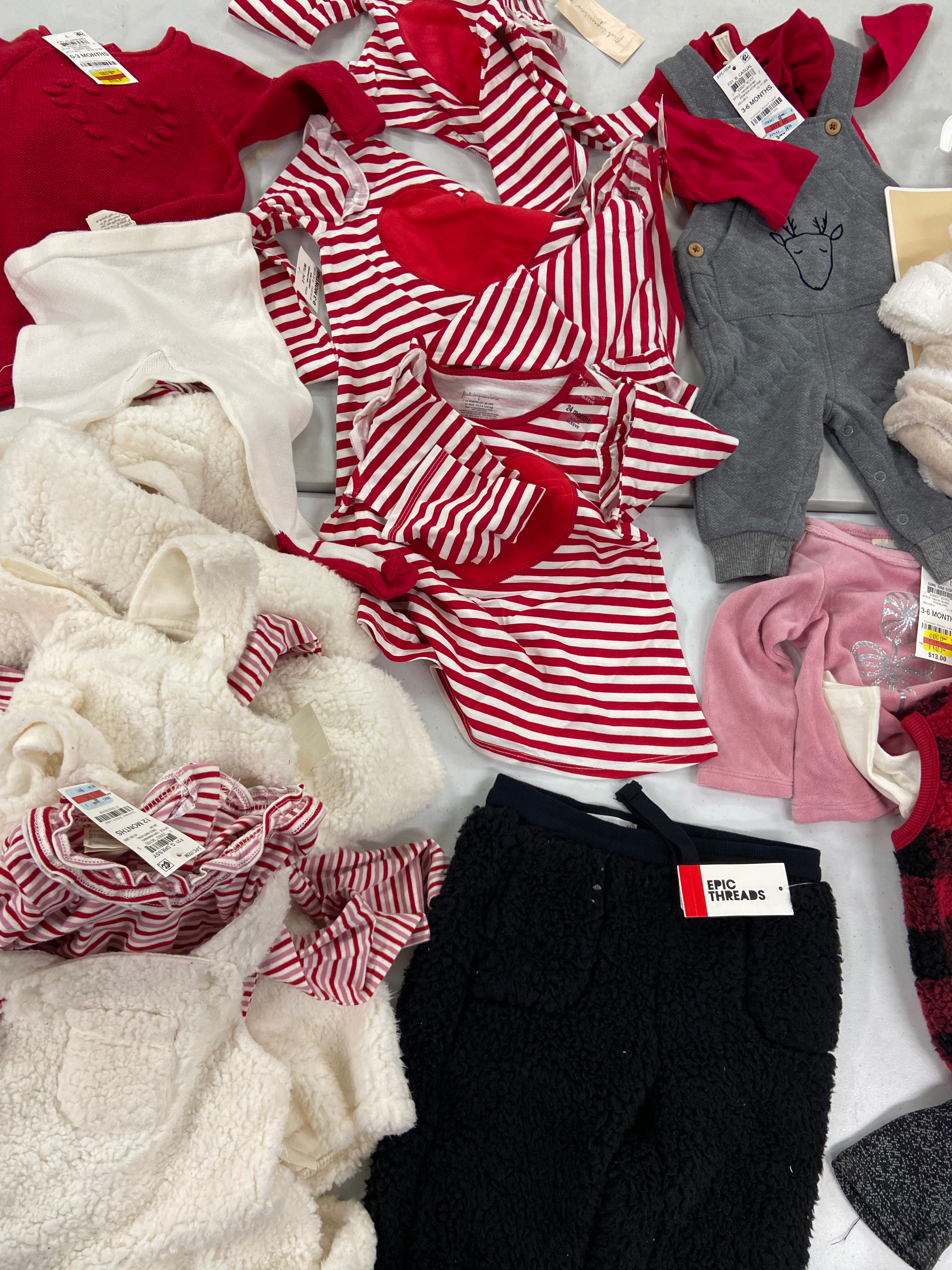 Baby's Clothing Assorted Wholesale Lot, FIST IMPRESSON, EPIC THREADS, 17 items, Shelf Pulls, MSRP $631