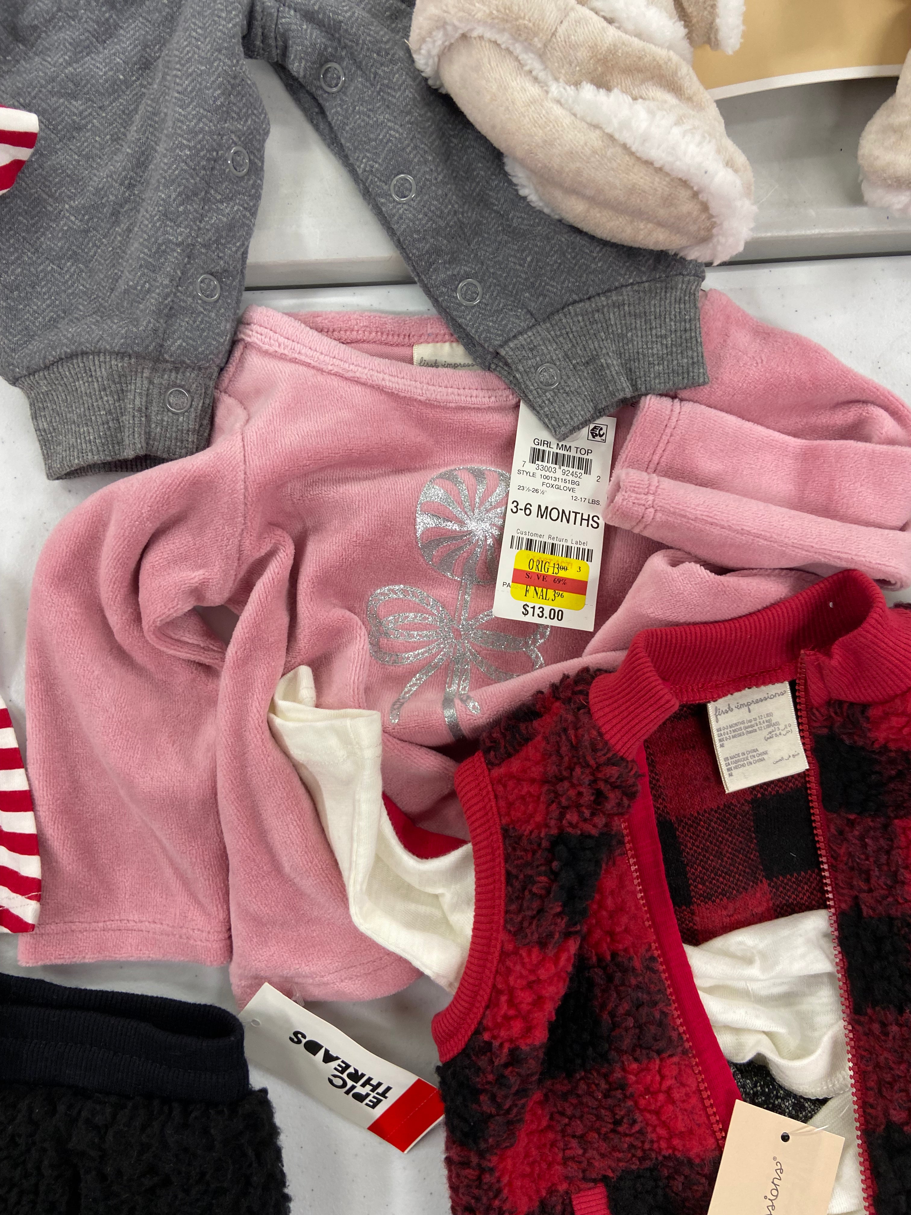 Baby's Clothing Assorted Wholesale Lot, FIST IMPRESSON, EPIC THREADS, 17 items, Shelf Pulls, MSRP $631