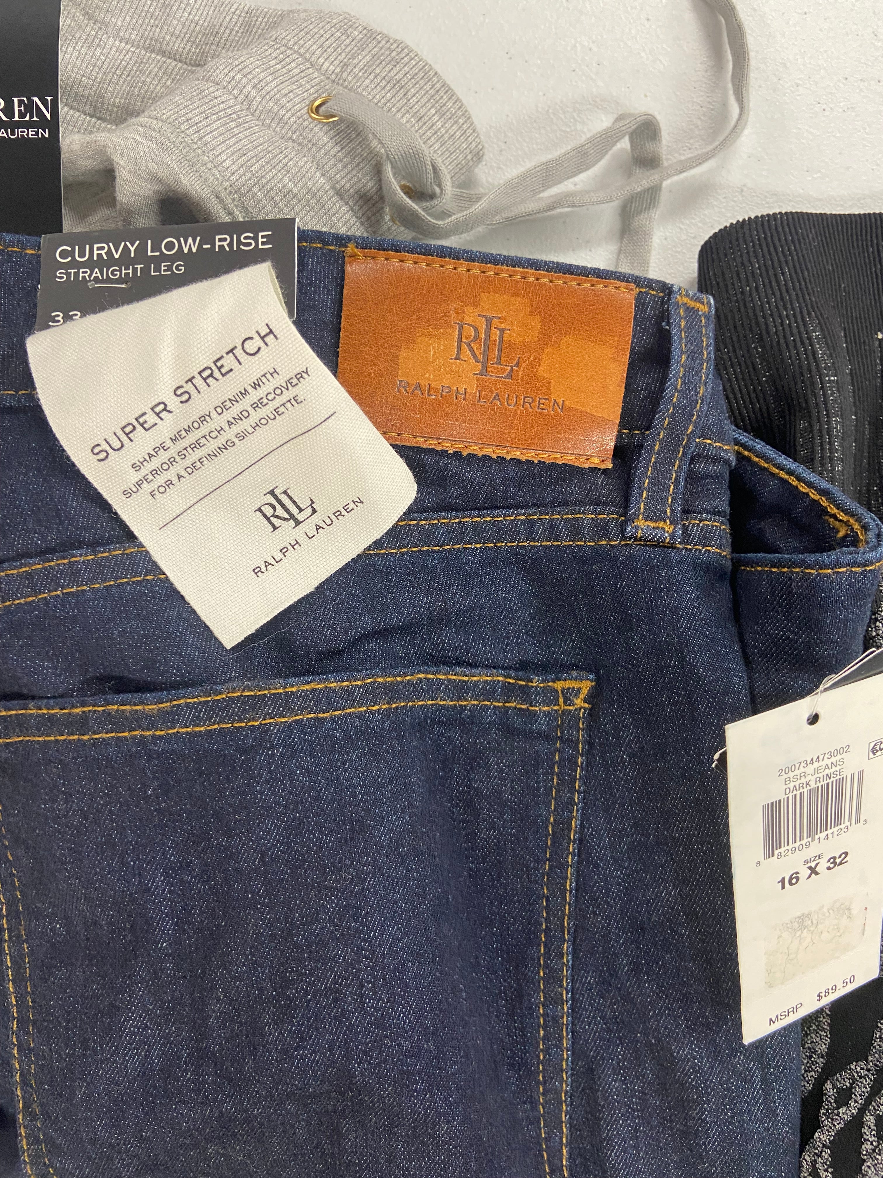 Women's Clothing Bottoms Wholesale Lot, RALPH LAUREN, VINCE CAMUTO, AVOCADO and more, 9 items, Shelf Pulls, MSRP $606