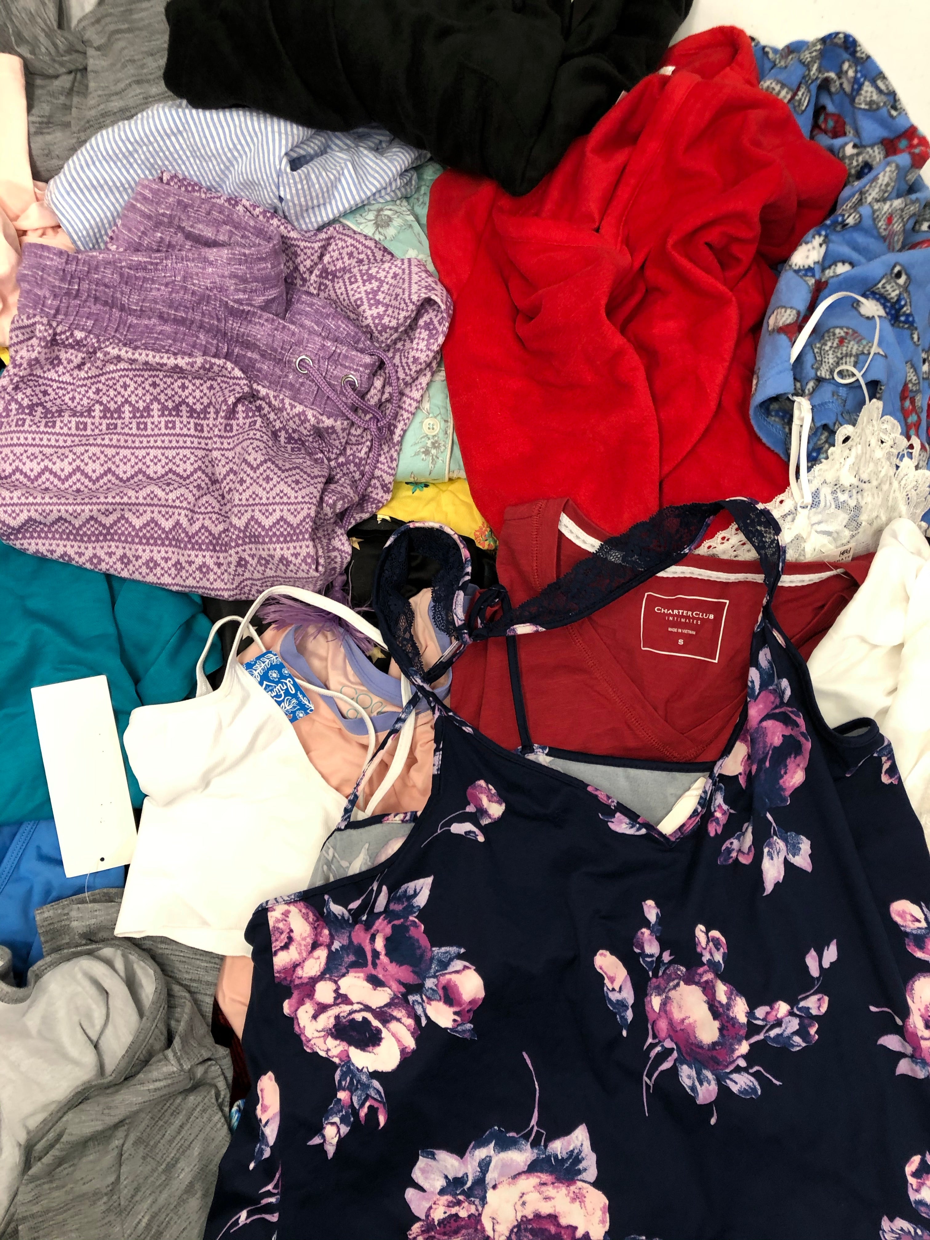 Women's Clothing Pajamas Wholesale Lot, CALVIN KLEIN, COOL GIRL, INC, CHARTER CLUB and more,33 items, CUSTOMER RETURNS
