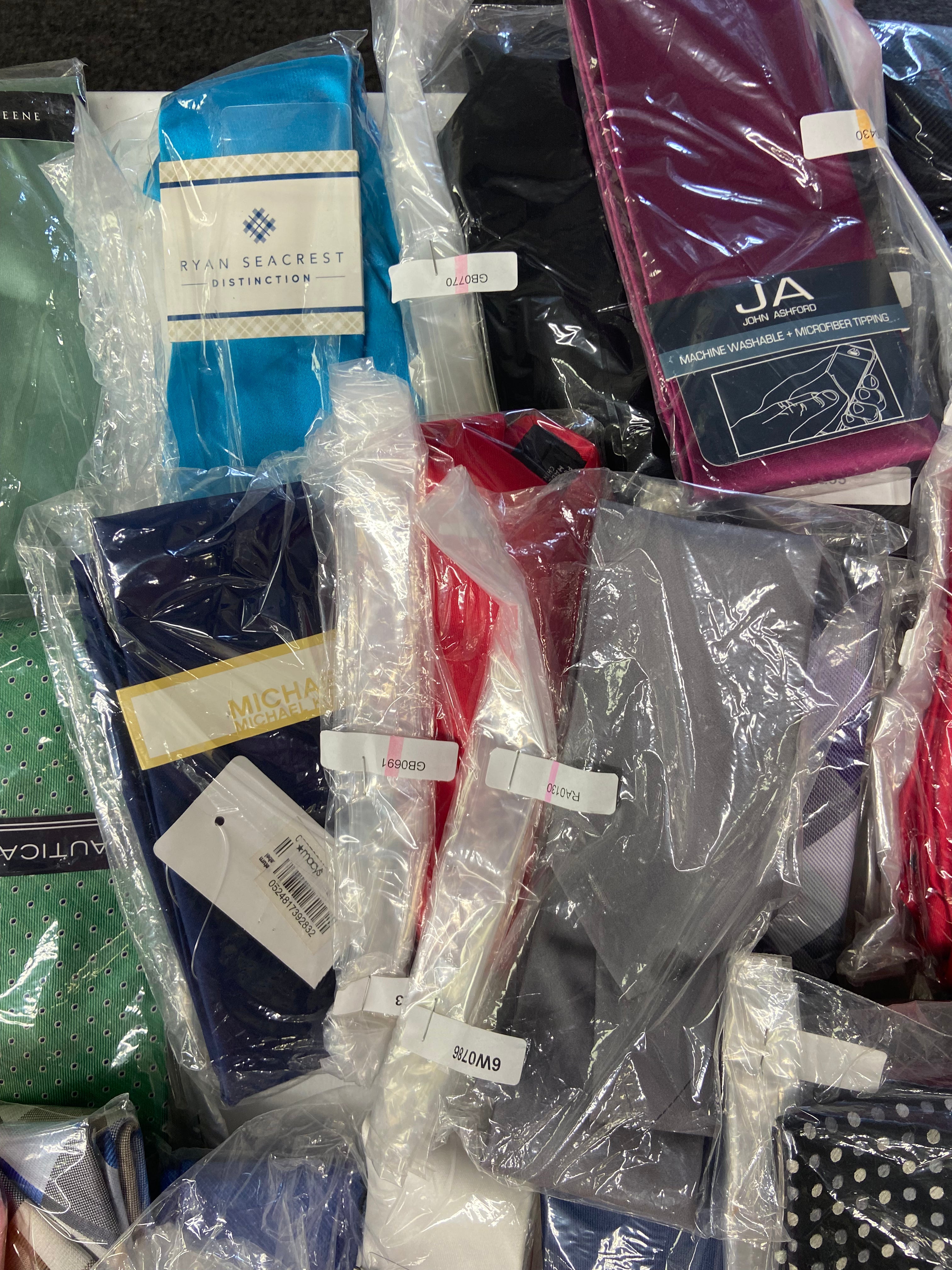 Men's Neckties Wholesale Lot, NAUTICA, TOMMY HILFIGER, MICHAEL KORS, KENNETH COLE, RYAN SEACREST, CALVIN KLEIN, and more, 108 items, CUSTOMER RETURNS