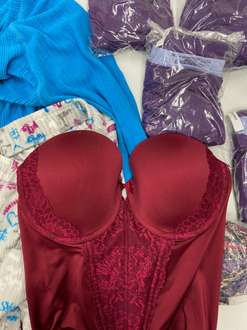 Women's Intimates (Sleepwear & Underwear) Wholesale Lot, WACOAL, SPLENDID, FREE PEOPLE, HANES, BALI, MAIDENFORM and more, 28 items, Shelf Pulls, MSRP $649