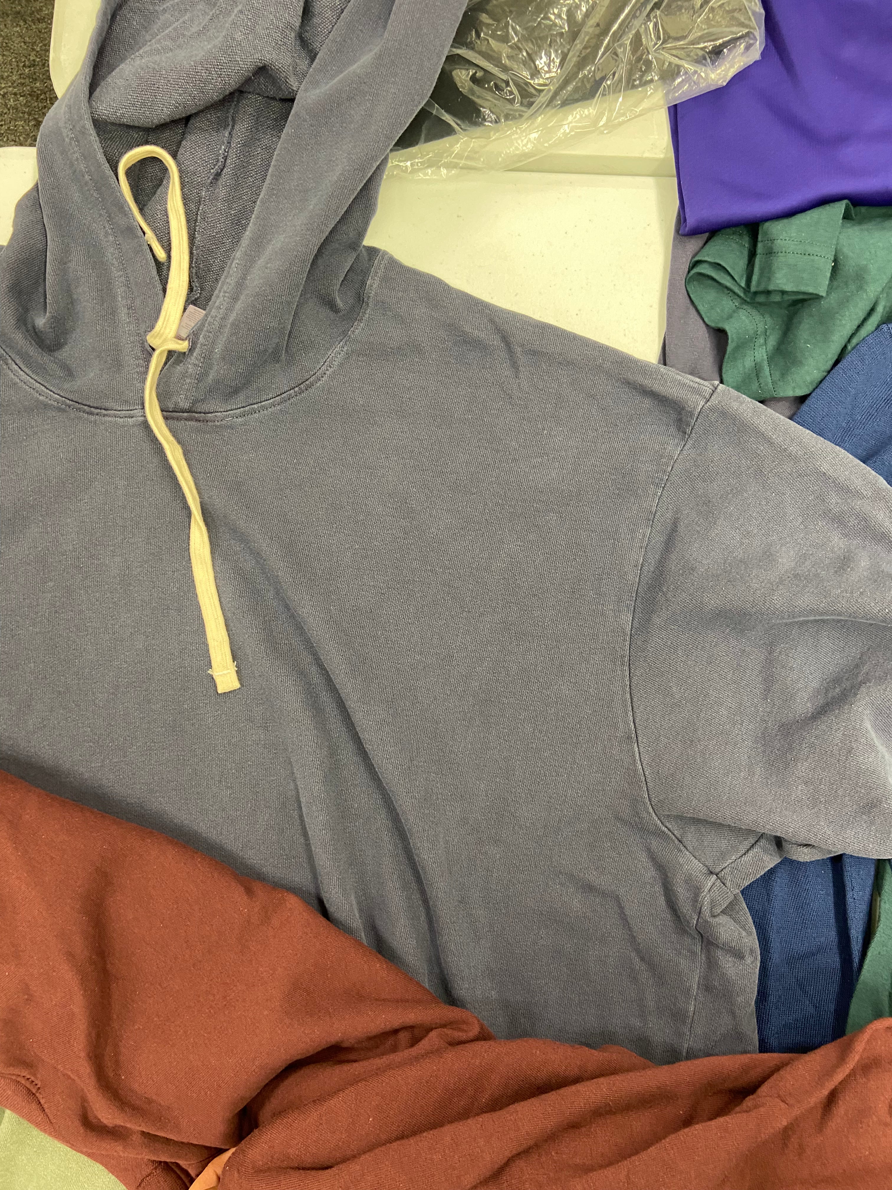 Men's Clothing Sweater and Other Tops Wholesale Lot, BANANA REPUBLIC, ADIDAS, CALVIN KLEIN, AMERICAN APPAREL and more, 13 items, Shelf Pulls, MSRP $870