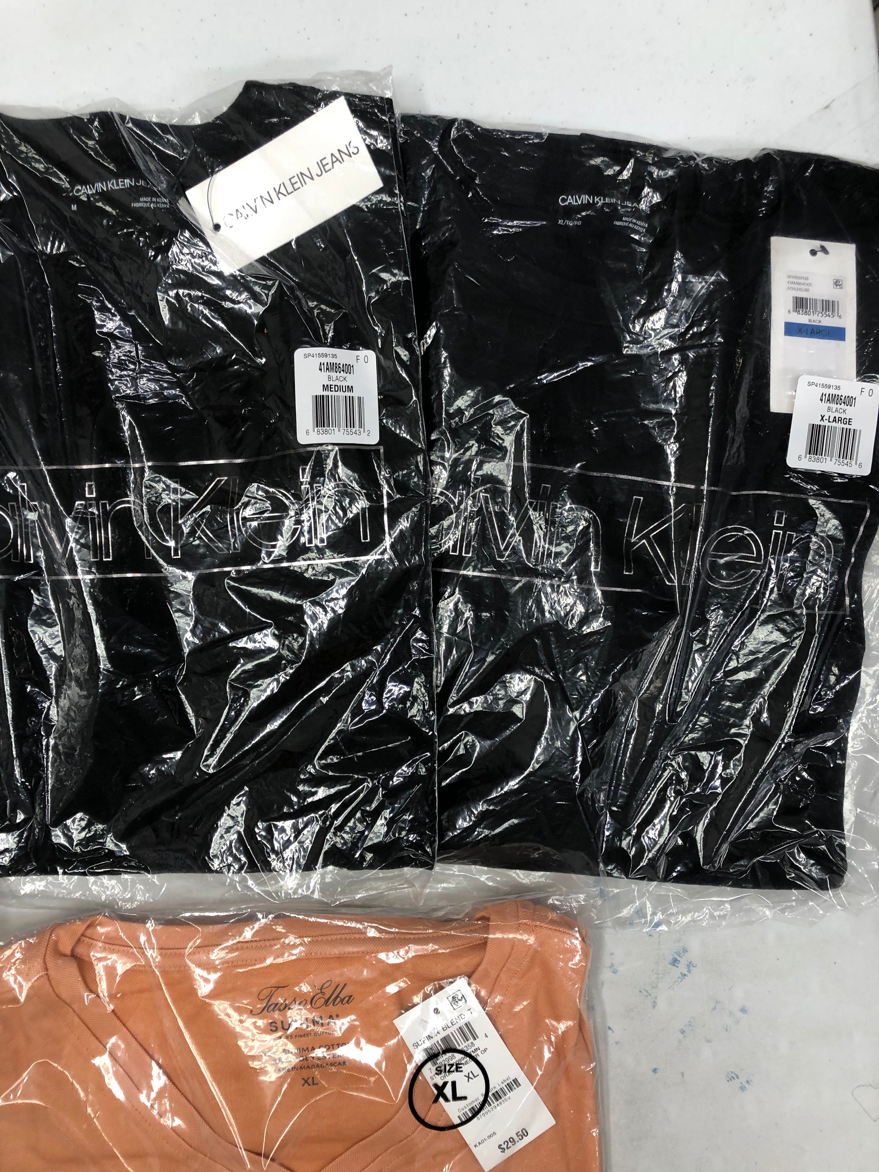 Men's Clothing Tops and Others Wholesale Lot, COLUMBIA, CALVIN KLEIN, TASSO ELBA, STEVE MADDEN, AMERICAN APPAREL, 9 items, Shelf Pulls, MSRP $374