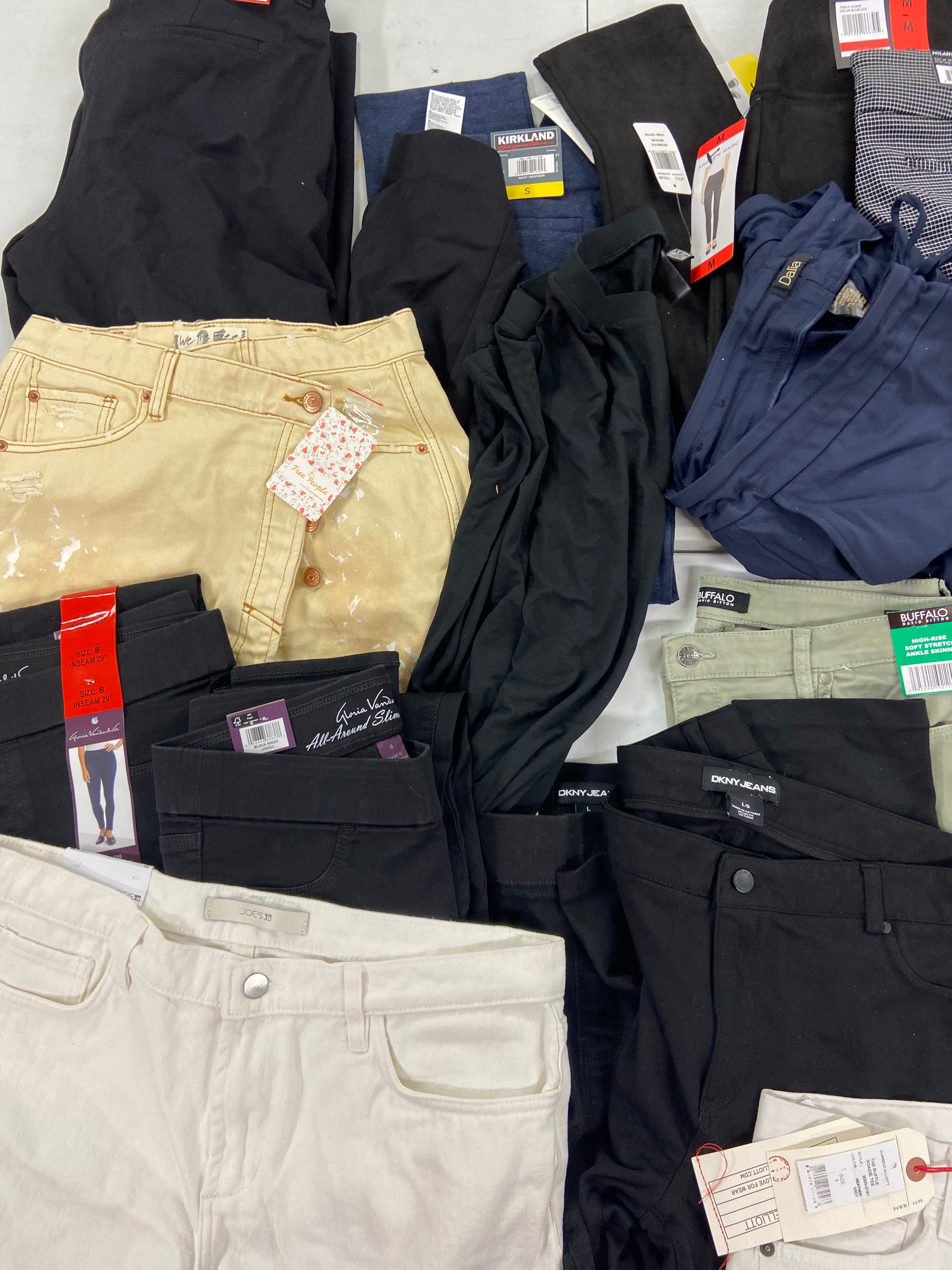 Women's Clothing Pants & Others Wholesale Lot, JOE'S JEANS, DKNY, CURRENT ELLIOTT, FREE PEOPLE, ANDREW MARC, BUFFALO, GLORIA VANDERBILT and more, 15 items, Shelf Pulls, MSRP $878