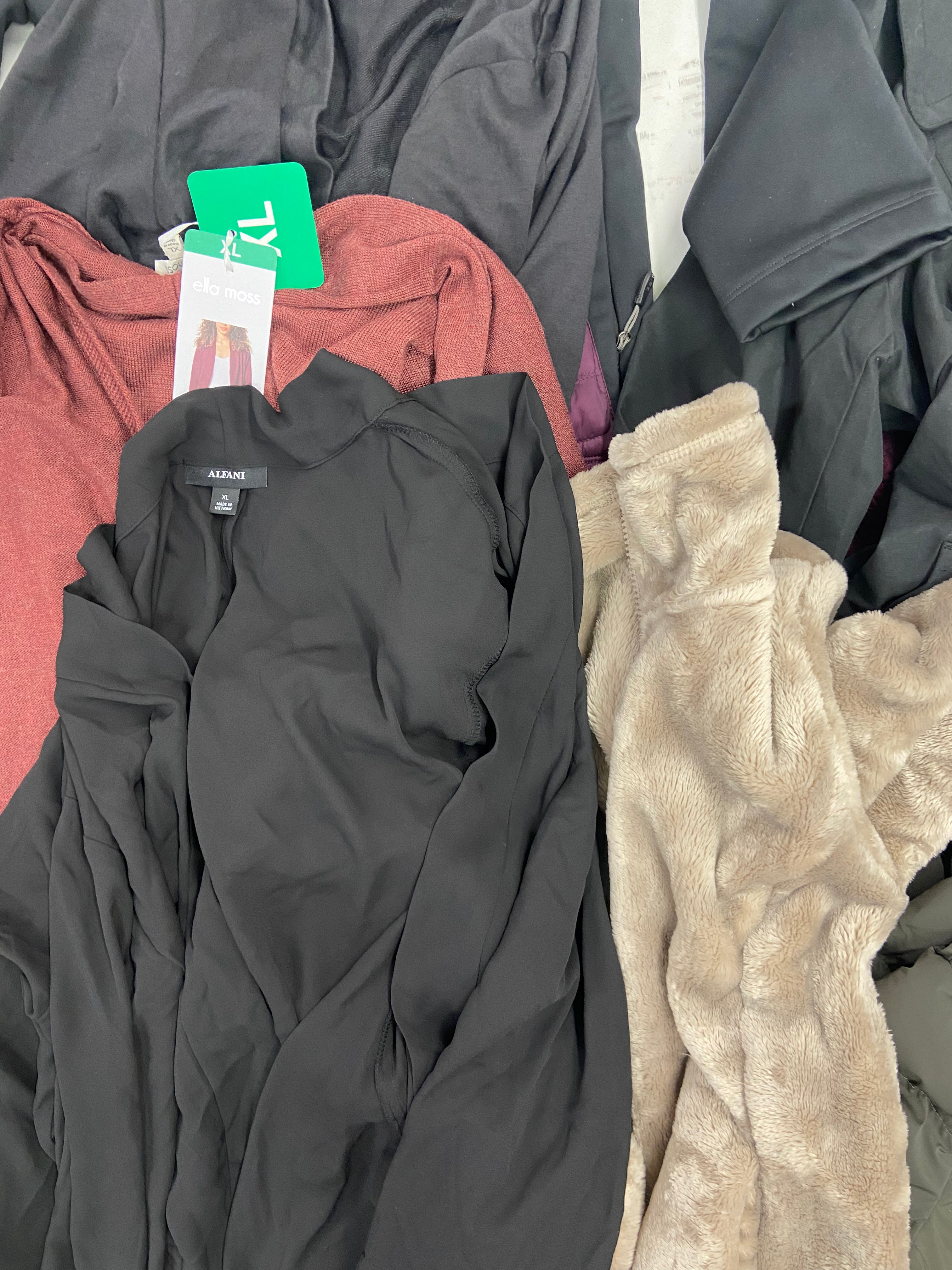 Women's Clothing Outerwear (Trench Coat, Cardigan, Vest & More) Wholesale Lot, NICOLE MILLER, PENDLETON, ELLA MOSS, ALFANI and more, 8 items, Shelf Pulls, MSRP $664