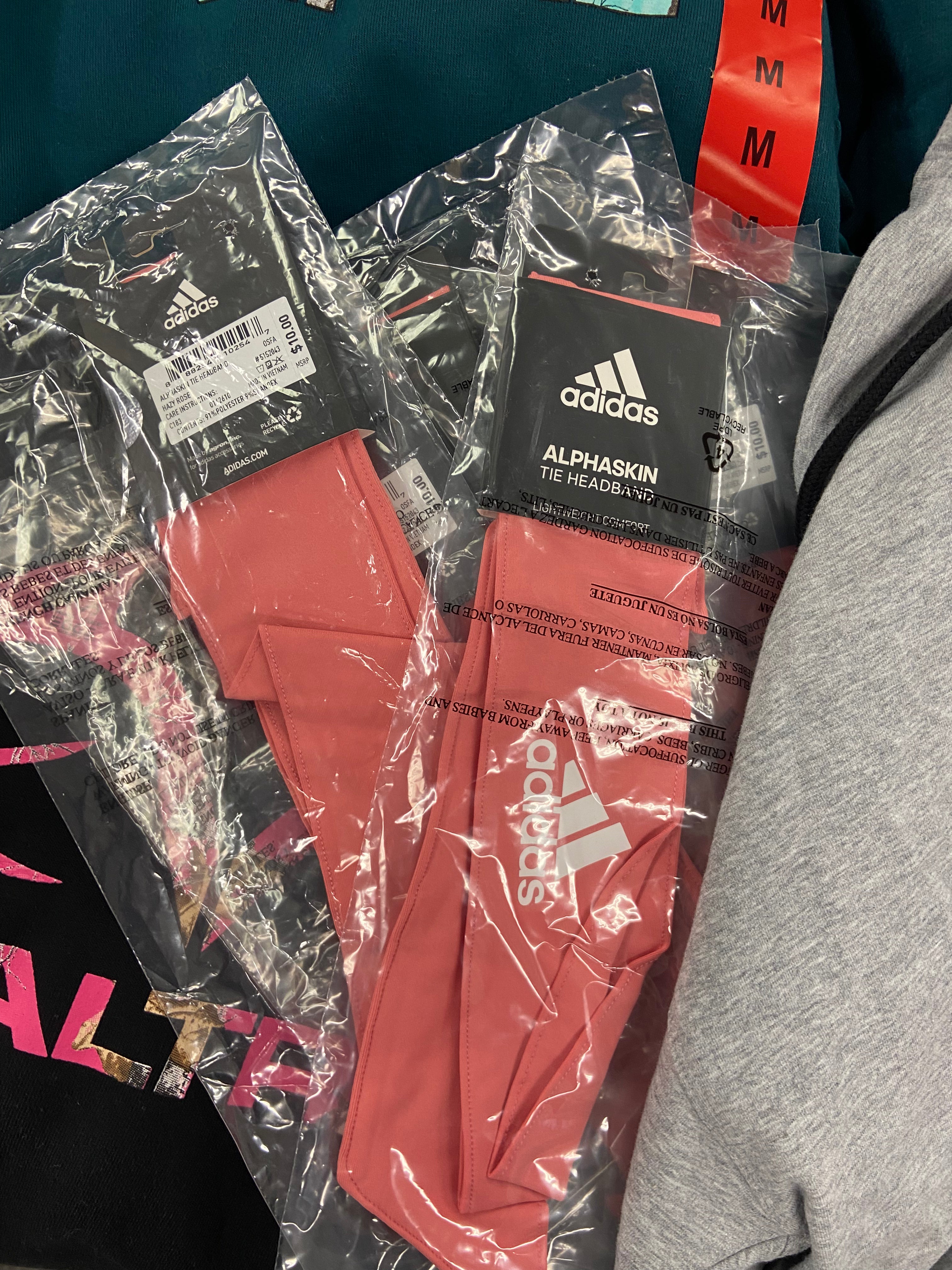 Women's Clothing Hoodies & Others, Wholesale Lot, DKNY, ADIDAS, REALTREE, 17 items, Shelf Pulls, MSRP $550