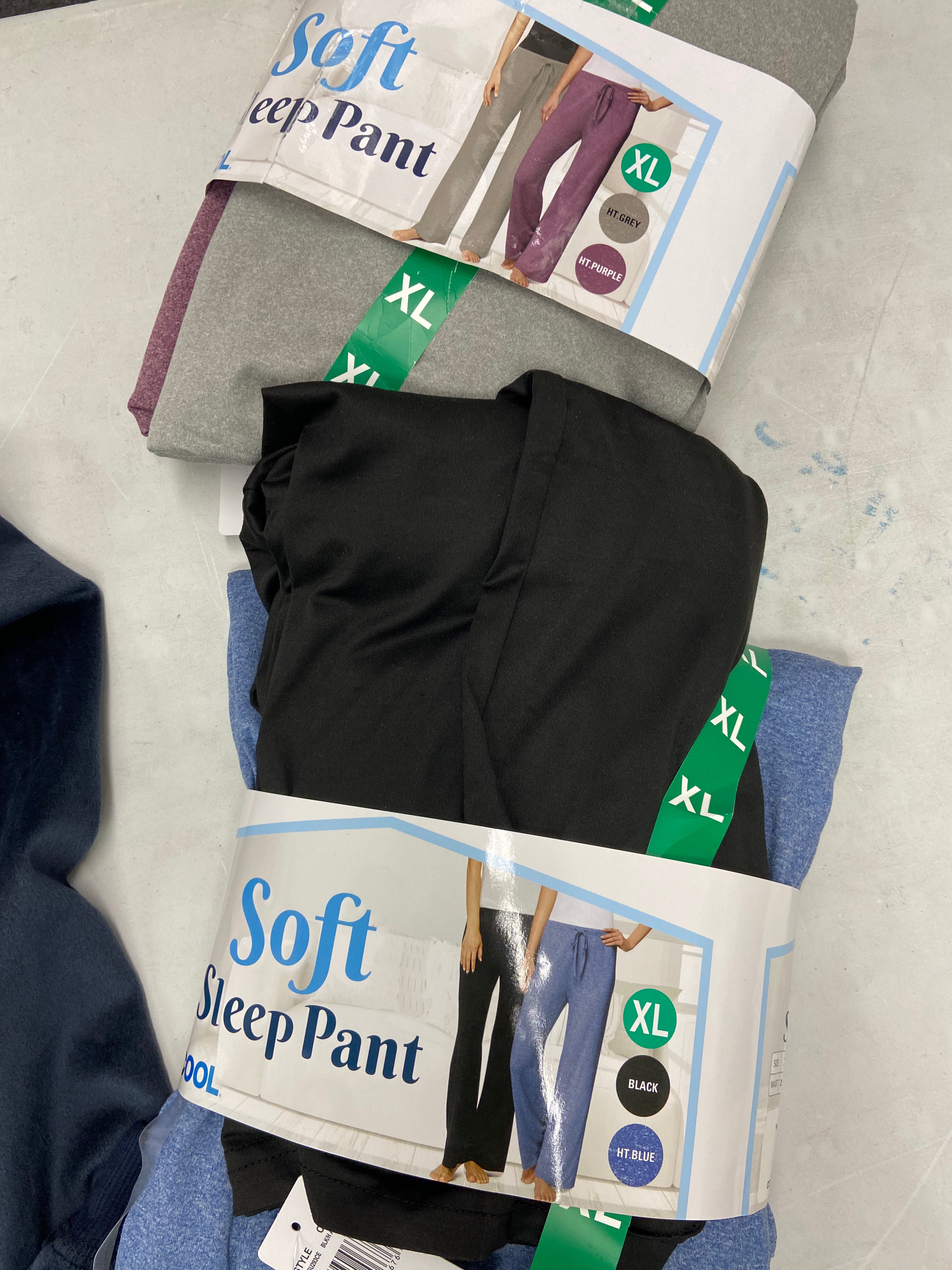 Women's Intimates (Sleepwear & Underwear) Wholesale Lot, WACOAL, SPLENDID, FREE PEOPLE, HANES, BALI, MAIDENFORM and more, 28 items, Shelf Pulls, MSRP $649