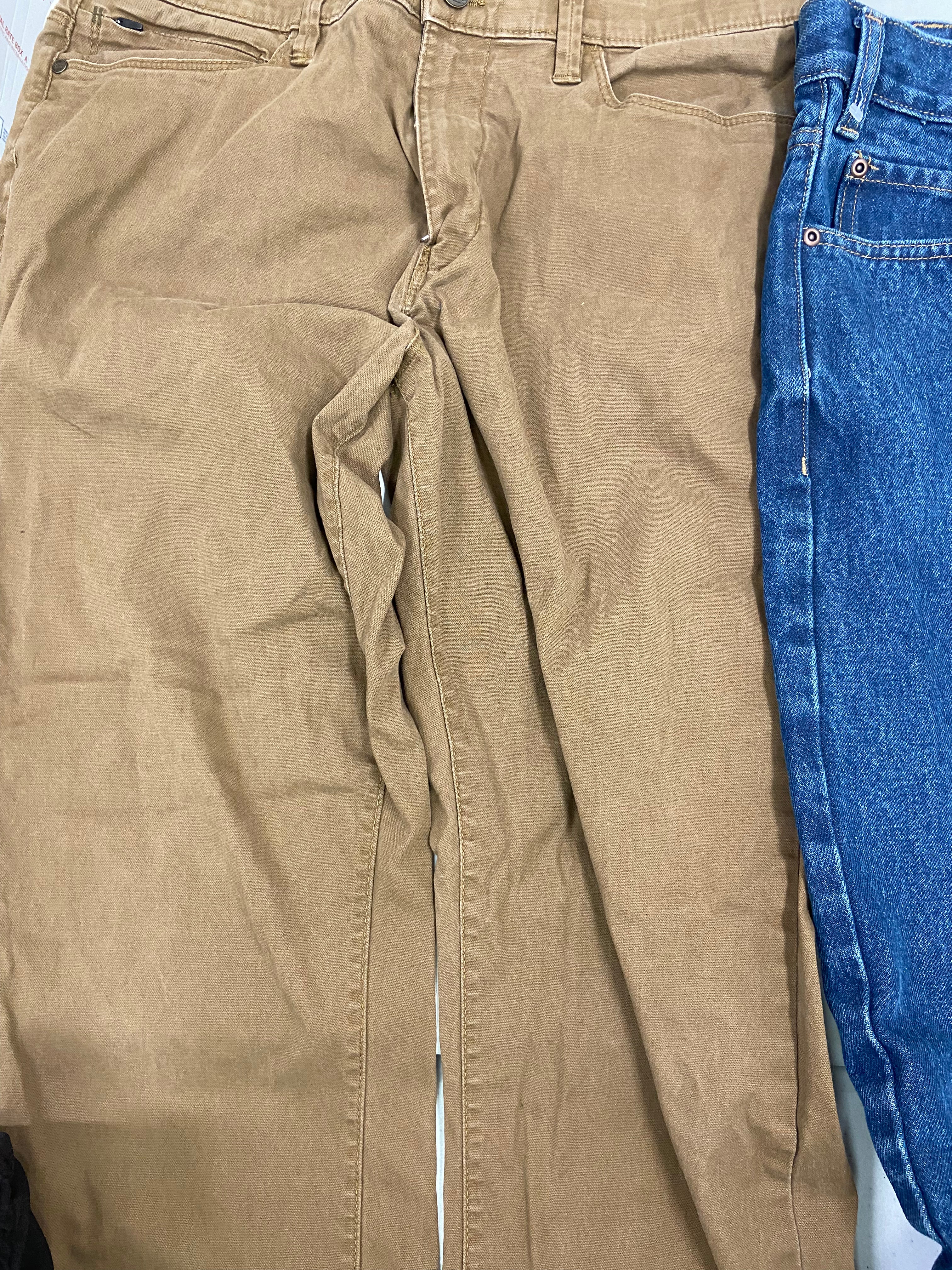 Men's Clothings Bottoms Wholesale Lot, FILA, PUMA, NAUTICA, ENGLISH LAUNDRY, EDDIE BAUER, KIRKLAND, IZOD and more, 10 items, CUSTOMER RETURNS