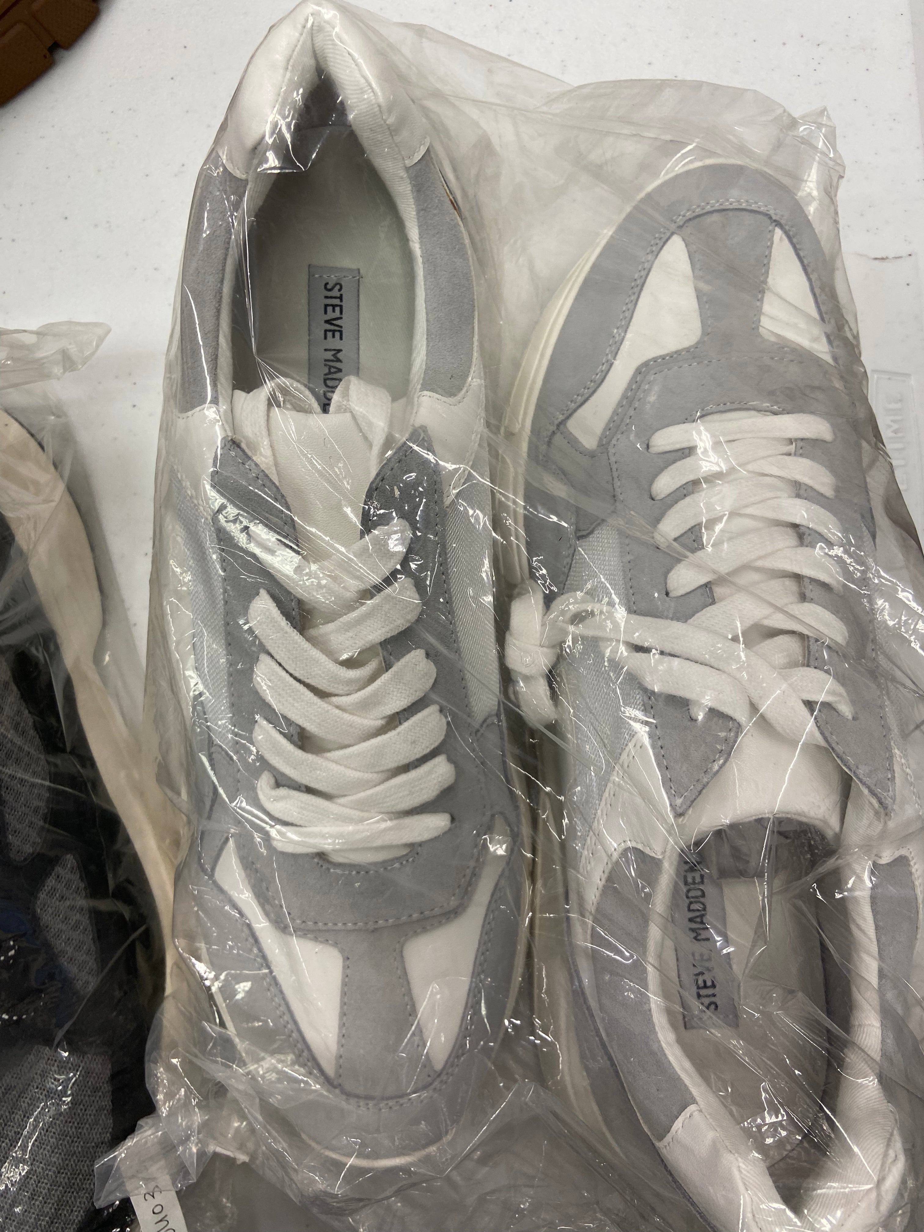Men's Shoes (Sneakers & Boots) Wholesale Lot, DKNY, STEVE MADDEN, INC, 8 items, Shelf Pulls, MSRP $939