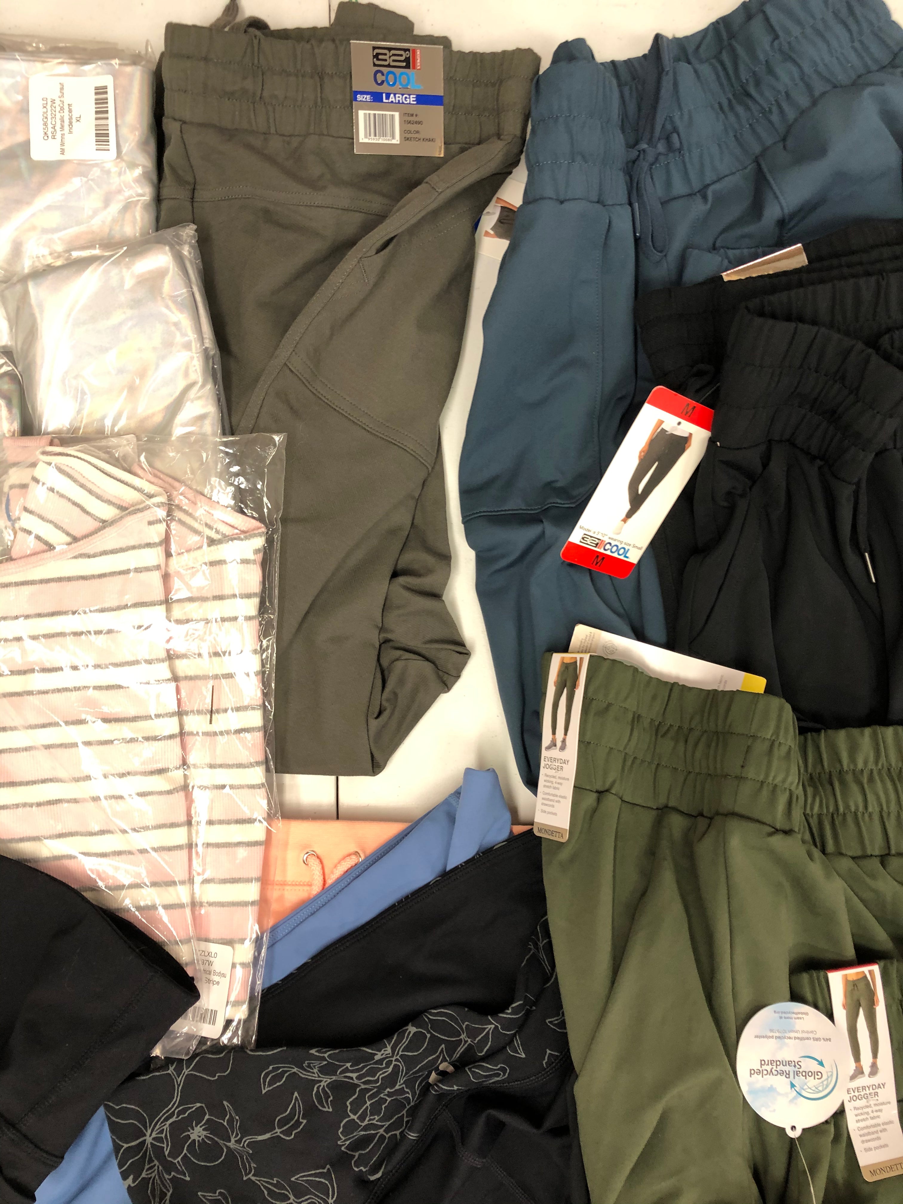 Women's Clothing Activewears Wholesale Lot, SKECHERS, CALVIN KLEIN, MONDETTA, AMERICAN APPAREL and more, 30 items, Shelf Pulls, MSRP $1,053