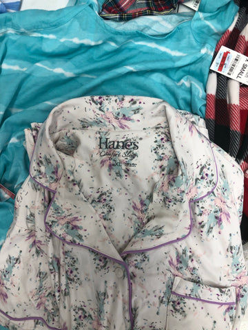 Women's Clothing INTIMATES, Pajamas Wholesale Lot, HANES, CHARTER CLUB, MUK LUKS, FAMILY PJS and more, 14 Units, Shelf Pulls, MSRP $621