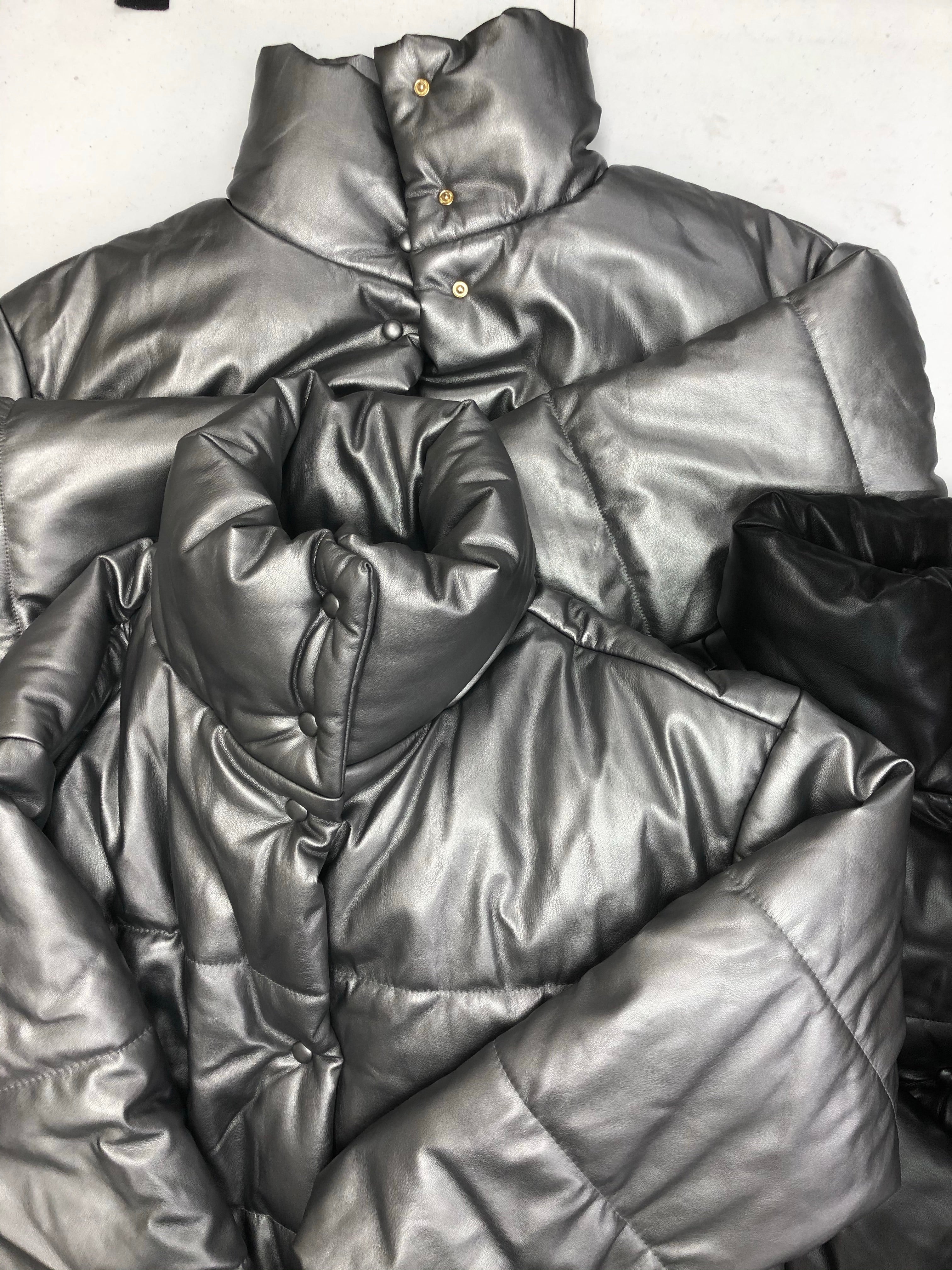 Women's Clothing OUTERWEAR Wholesale Lot, INC, 3 Units, Shelf Pulls, MSRP $568.50