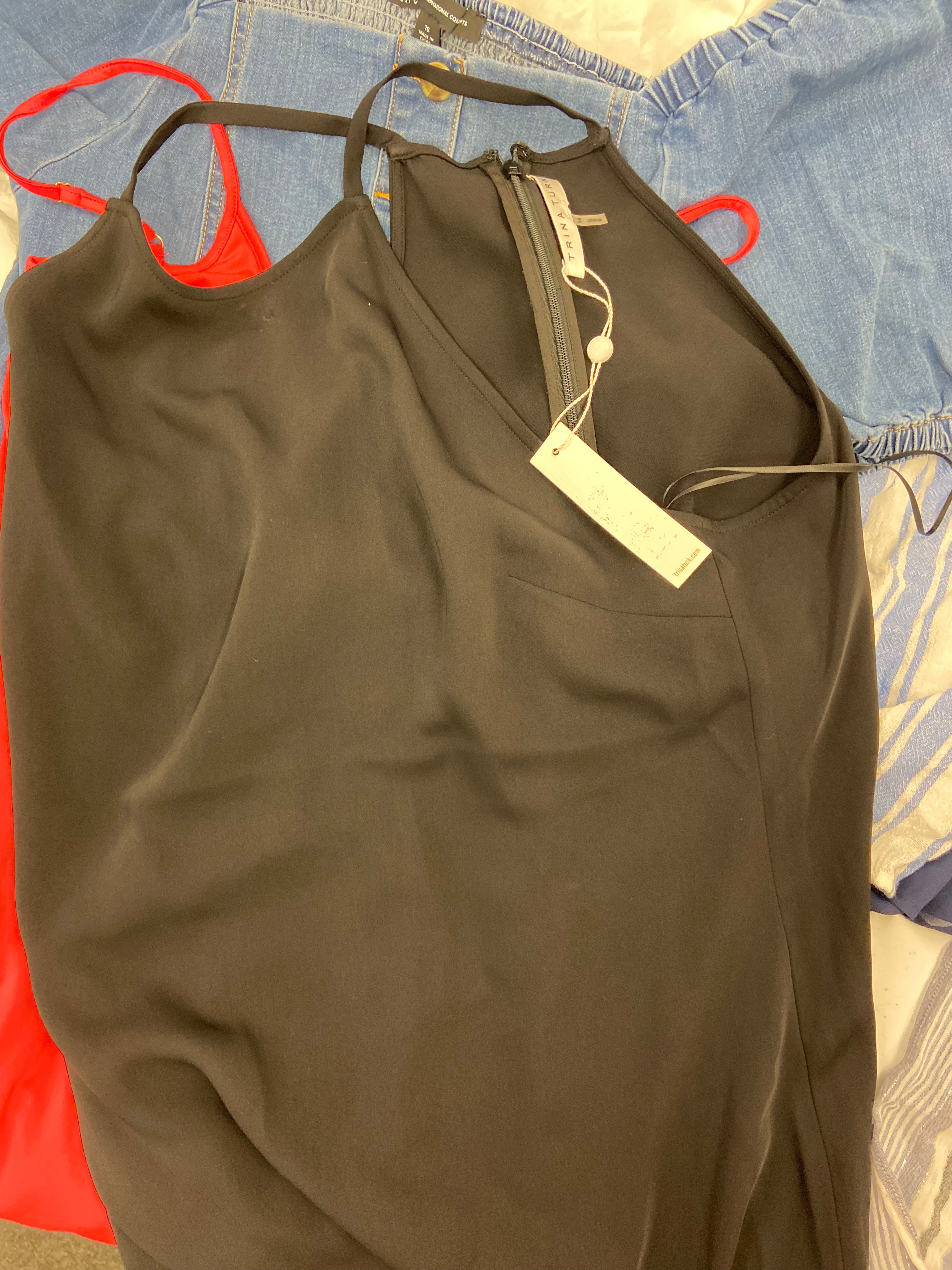 Women's Clothings Dresses Wholesale Lot, MICHAEL KORS, FREE PEOPLE, TRINA TURK, INC and more, 7 items, CUSTOMER RETURNS