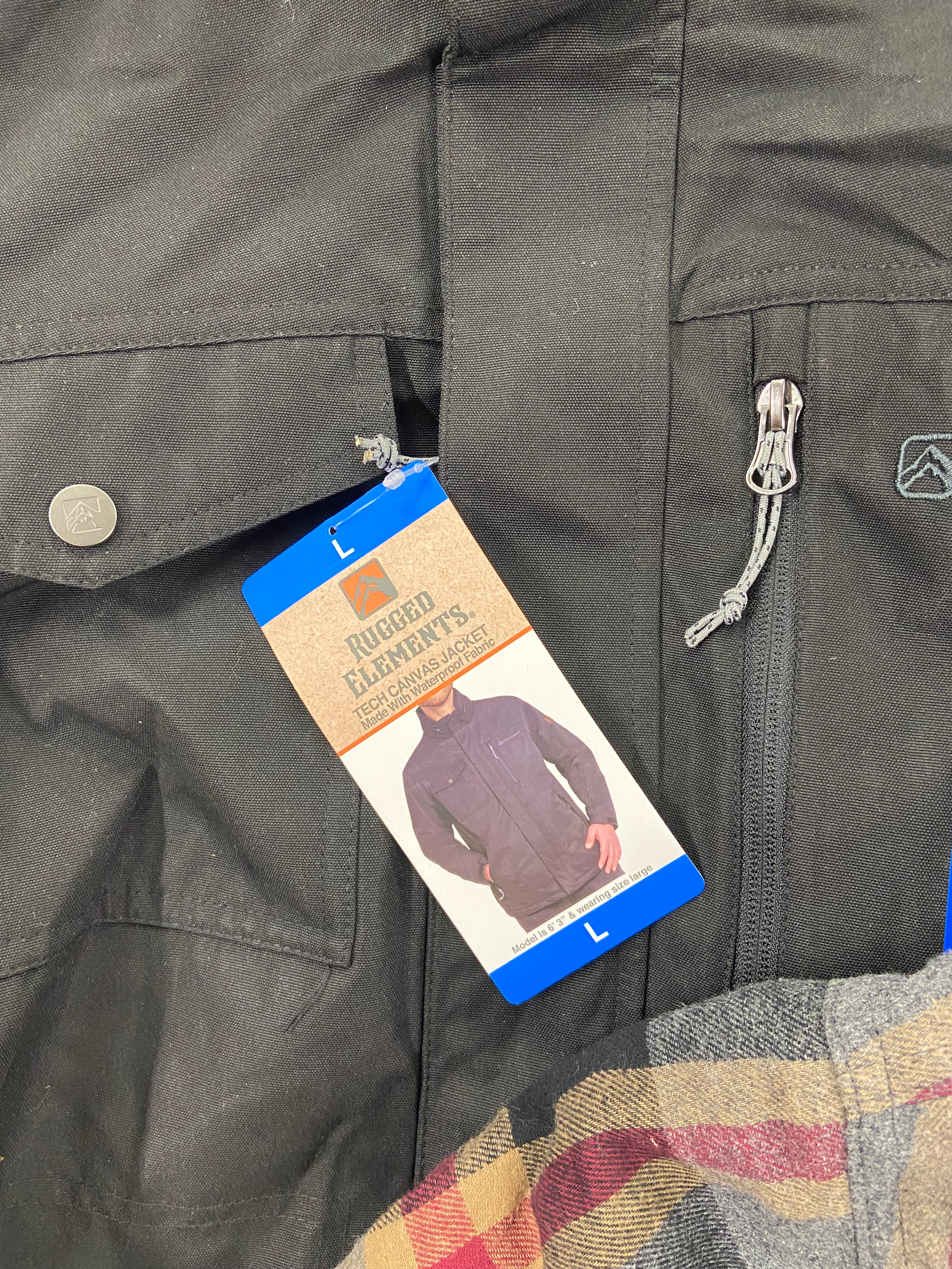 Men's Clothing Sweaters & Others Wholesale Lot, RUGGED ELEMENTS, HI-TEC, REAL TREE, FREEDOM, THE GAME, and more, 7 items, Shelf Pulls, MSRP $510