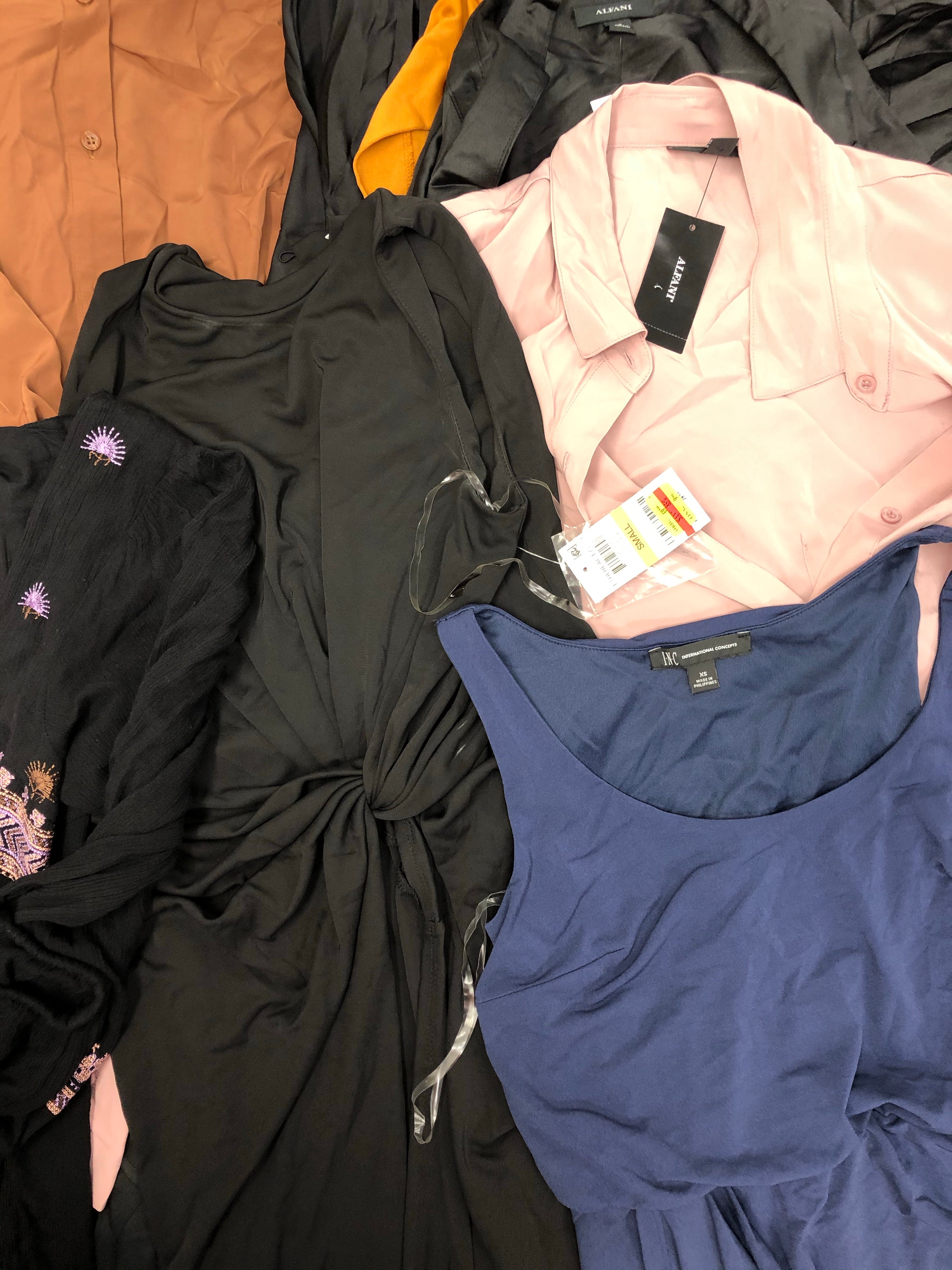 Women's Clothing Dresses & Rompers Wholesale Lot, FREE PEOPLE, BAR III, ALFANI and more, 11 items, Shelf Pulls, MSRP $943