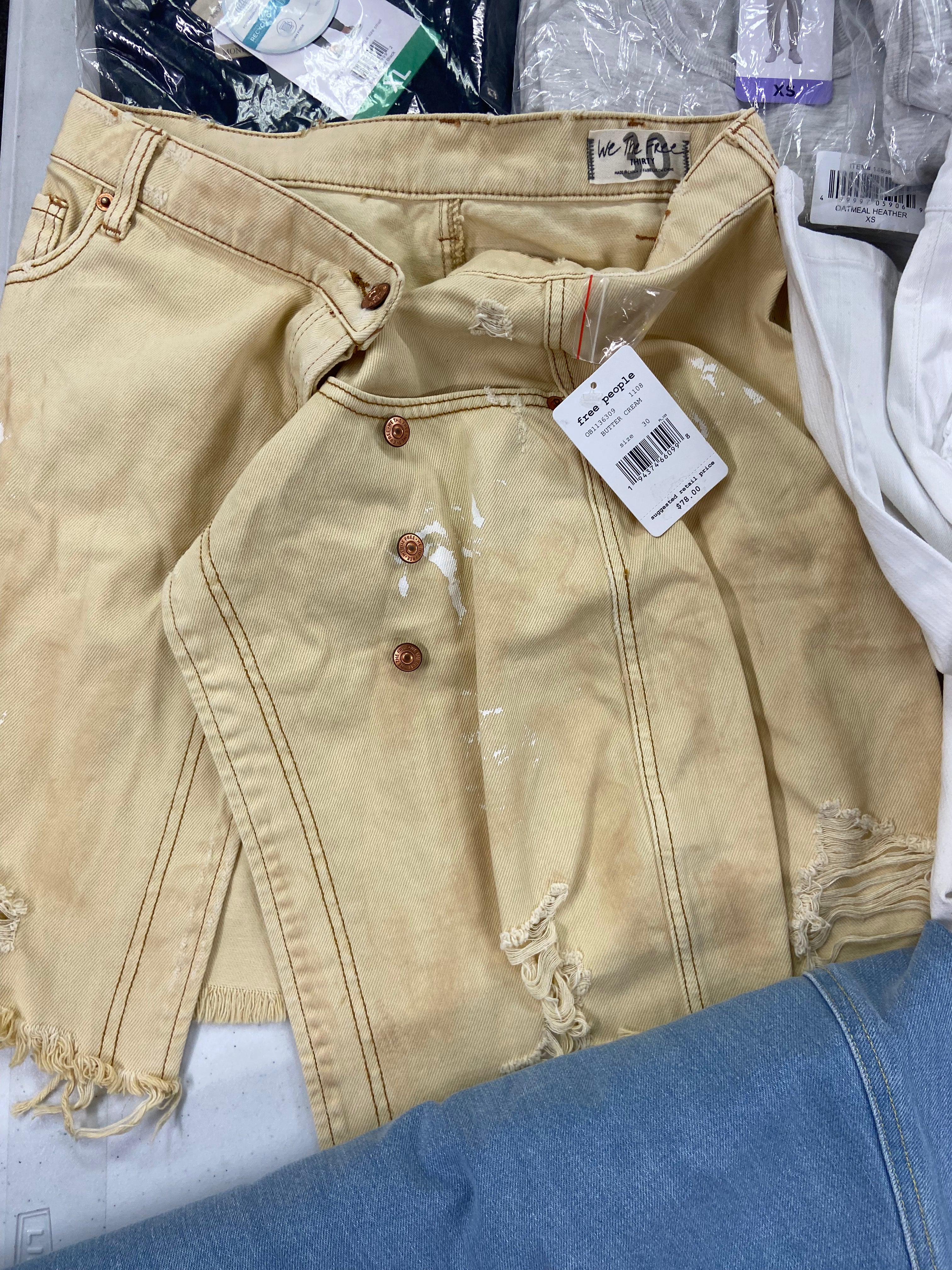 Women's Clothing Assorted Wholesale Lot, FREE PEOPLE, AMERICAN APPAREL, SANCTUARY, PRANA, MONDETTA  and more, 14 items, Shelf Pulls, MSRP $802