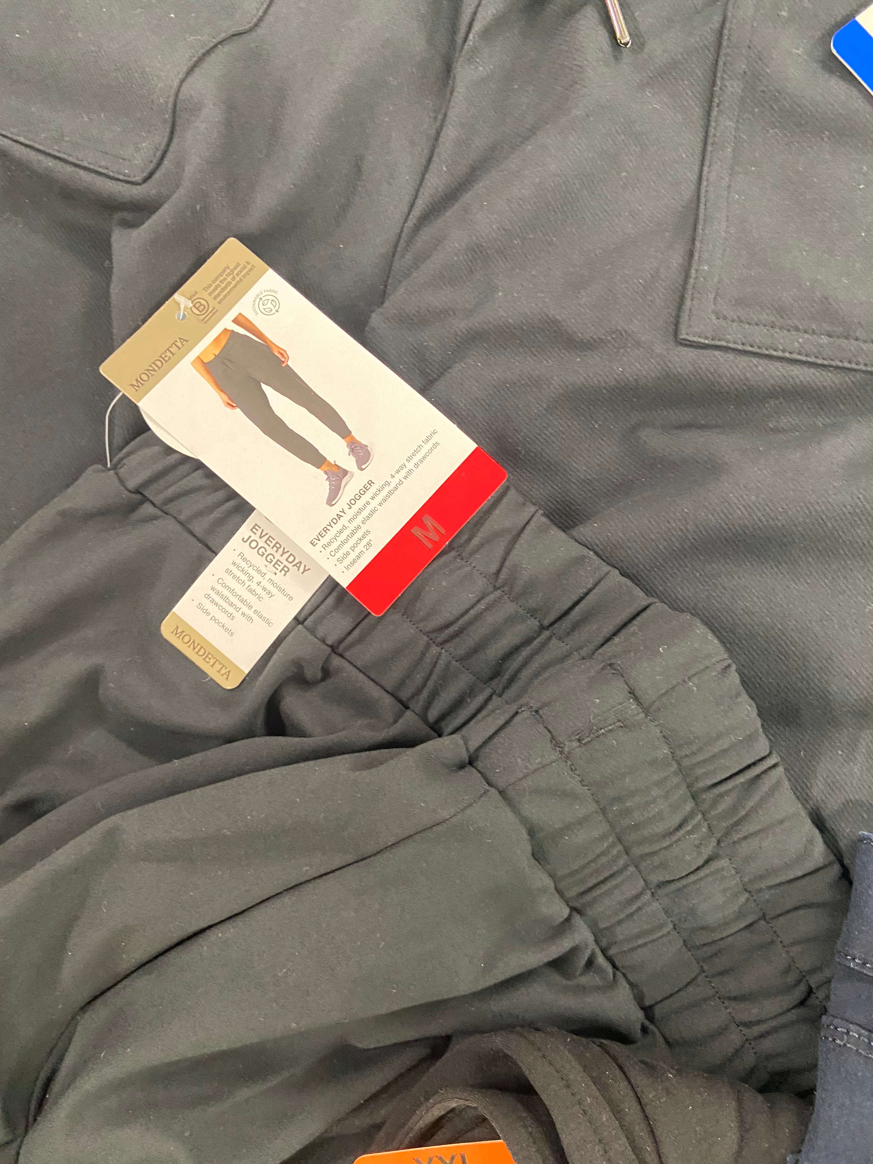 Women's Clothing Activewear & Other bottoms Wholesale Lot, FREE PEOPLE, LUCKY BRAND, CHAMPION, 32 DEGREES and more, 11 items, Shelf Pulls, MSRP $552