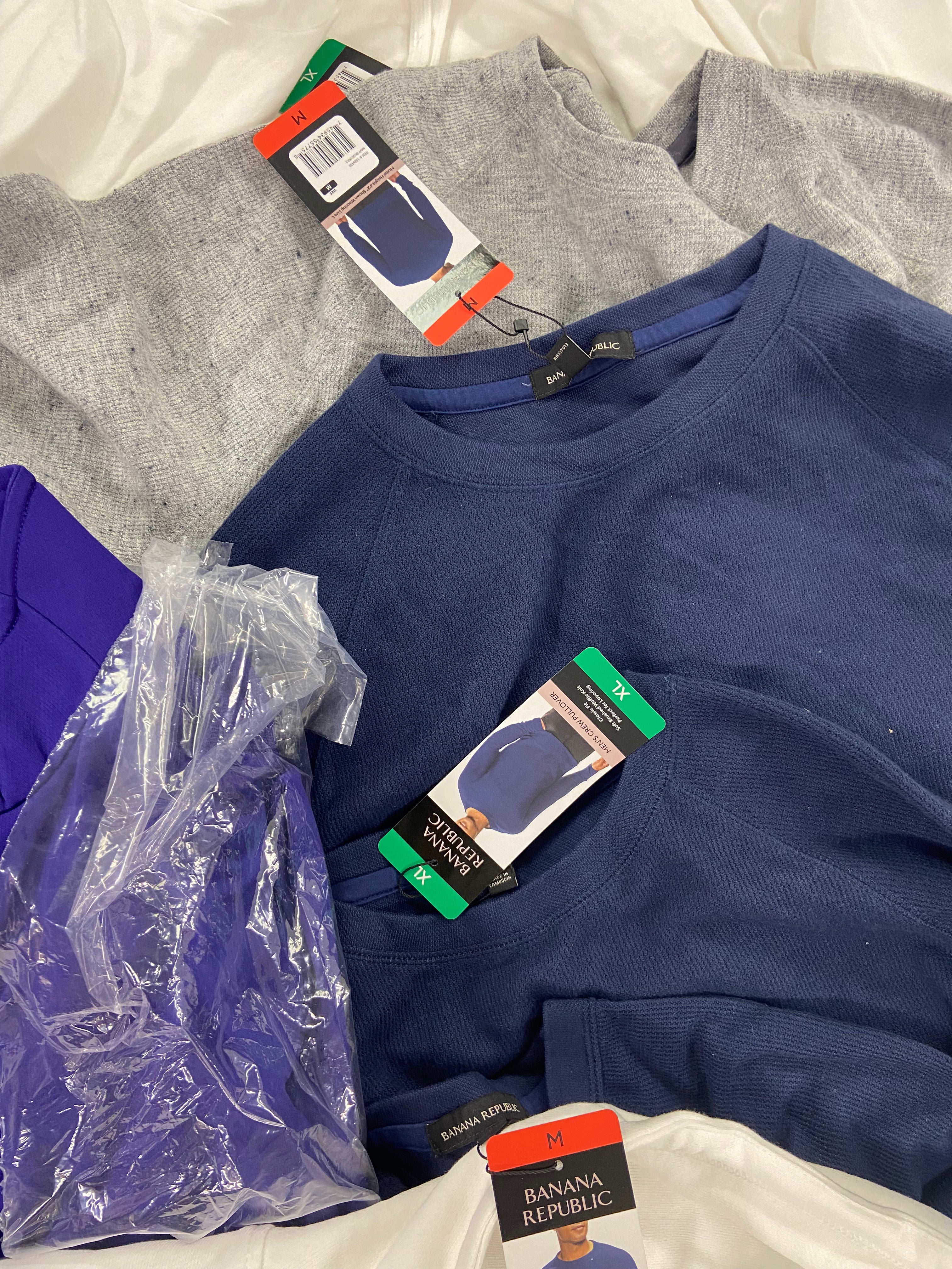 Men's Clothing Sweaters & Other tops Wholesale Lot, BANANA REPUBLIC, HURLEY, ADIDAS, and more, 13 items, Shelf Pulls, MSRP $687