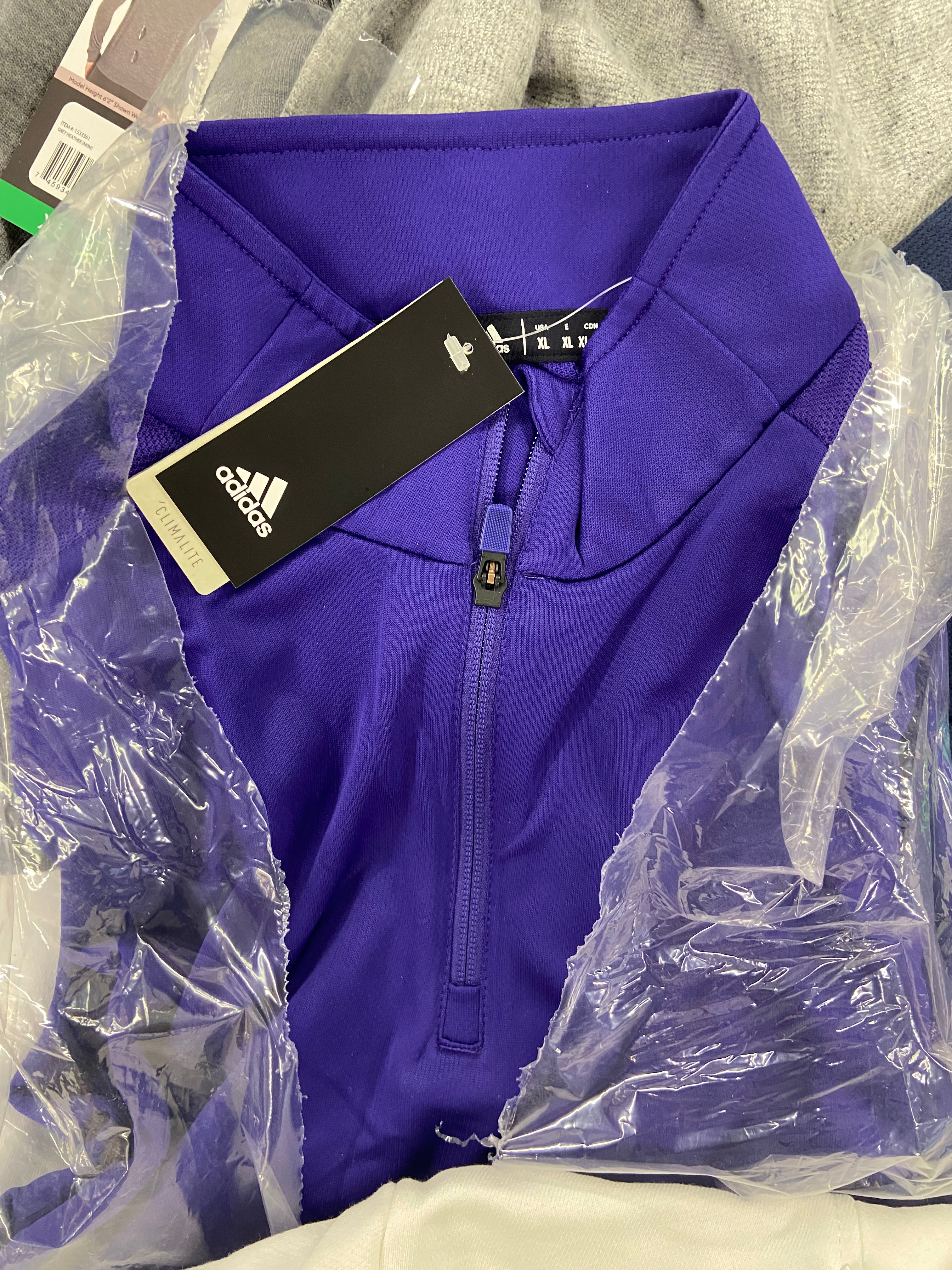 Men's Clothing Sweaters & Other tops Wholesale Lot, BANANA REPUBLIC, HURLEY, ADIDAS, and more, 13 items, Shelf Pulls, MSRP $687