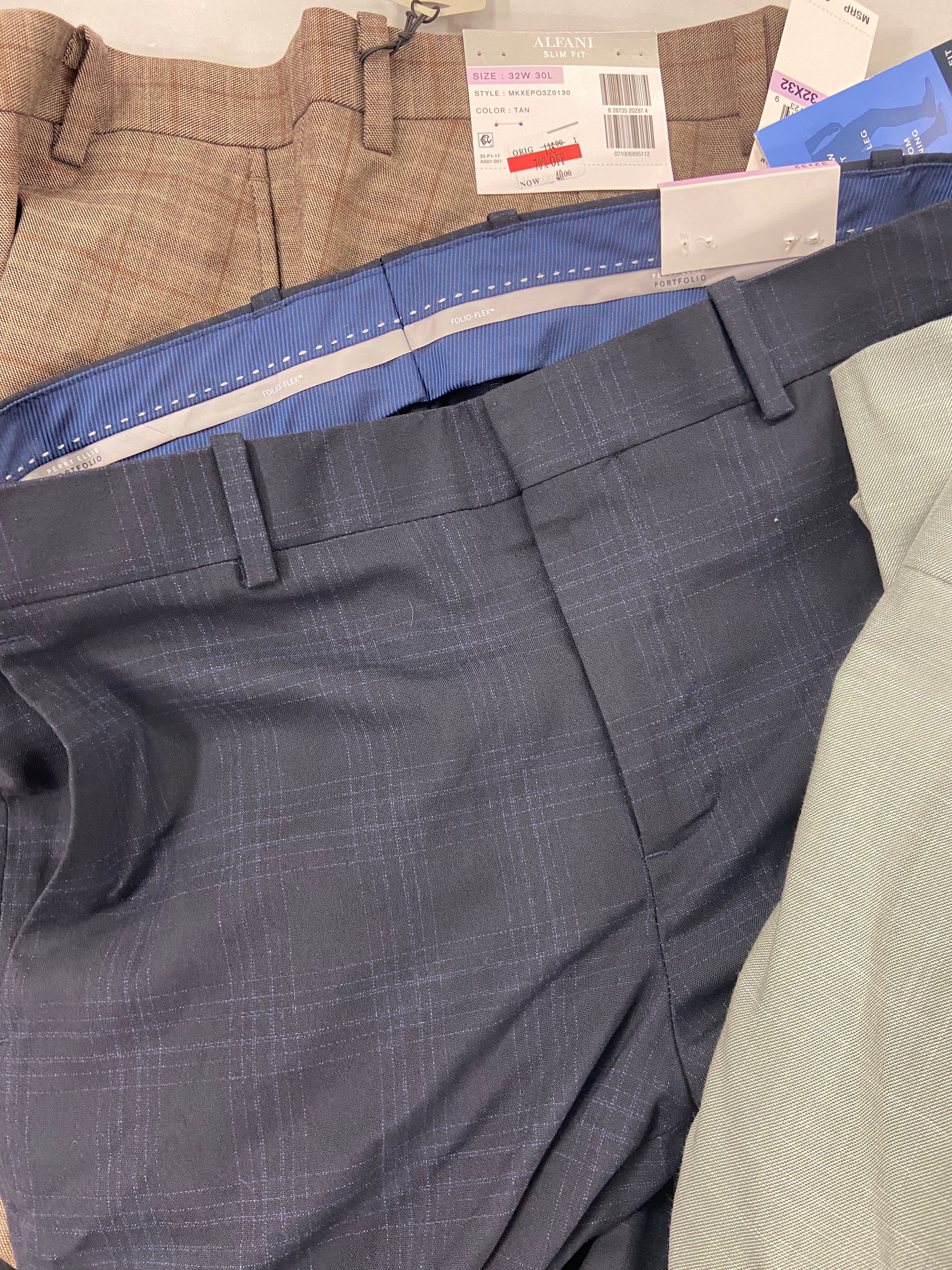 Men's Clothing Dress Pants & Others Wholesale Lot, LAUREN RALPH LAUREN, BANANA REPUBLIC, THE MEN'S STORE, SPYDER, PERRY ELLIS and more, 13 items, Shelf Pulls, MSRP $1,141