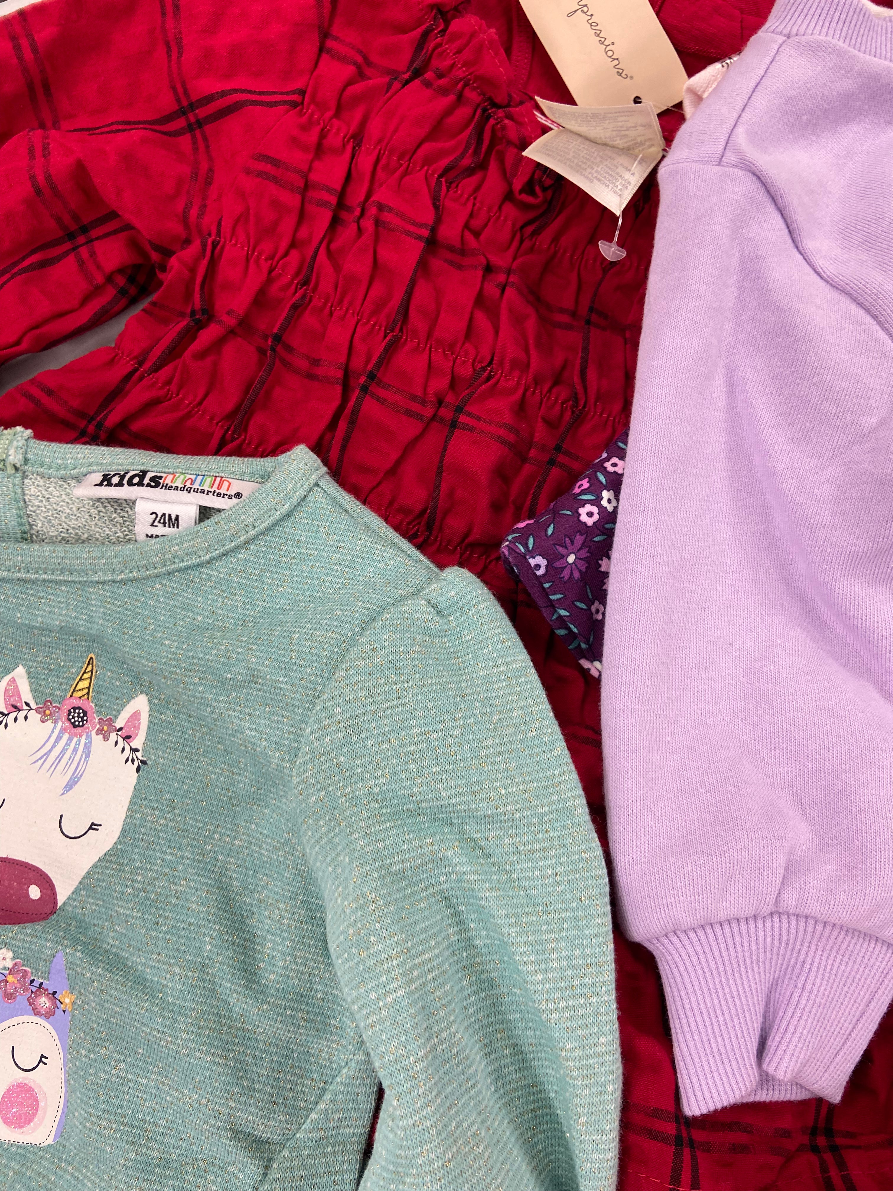 Kid's / Baby's Clothing Assorted Wholesale Lot, NIKE, UNDER ARMOUR, CARTER'S, 32 DEGREES, KIDS HEADQUARTERS, FIRST IMPRESSIONS and more, 28 items, Shelf Pulls, MSRP $699