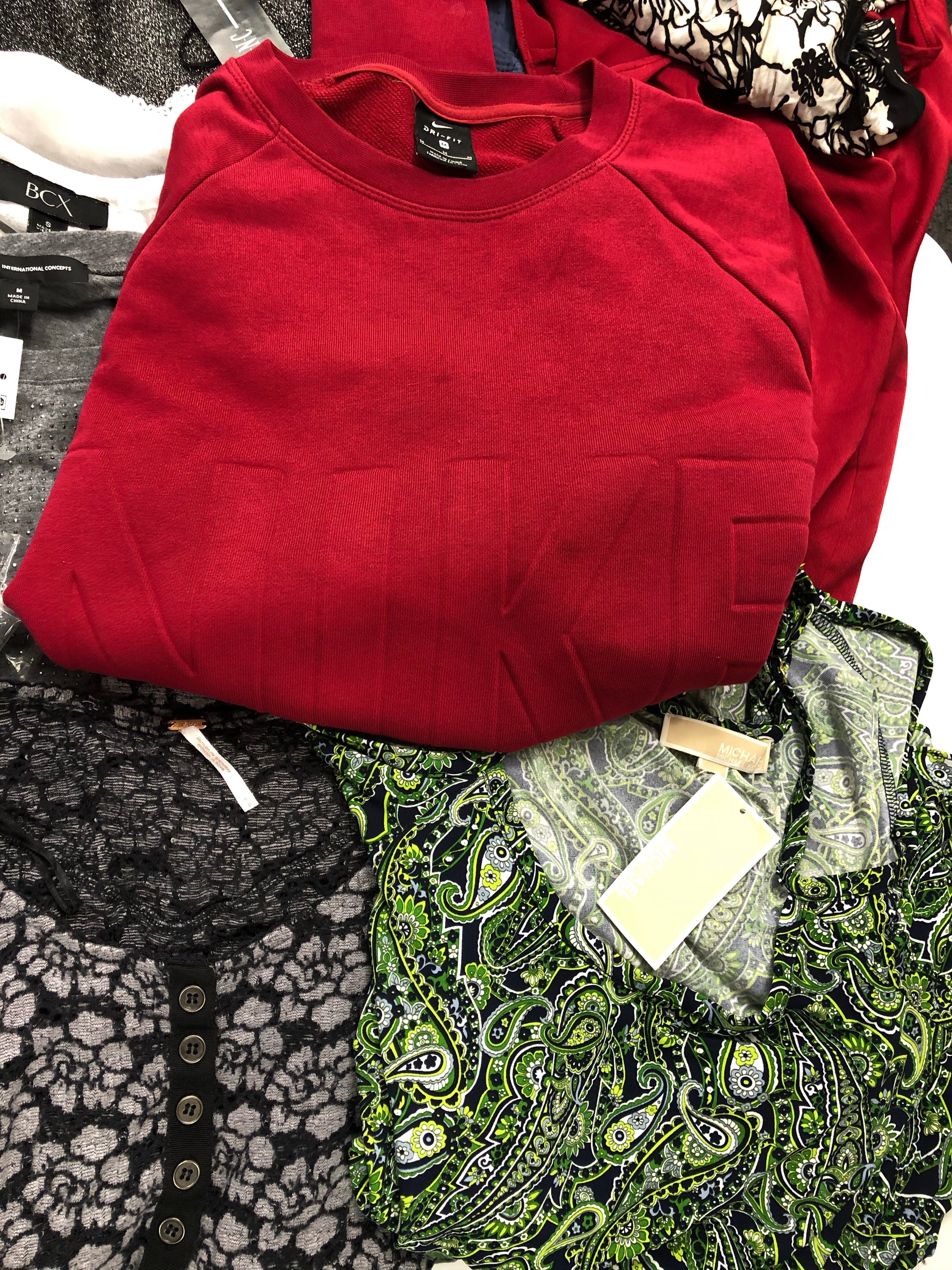 Women's Clothing Top Wholesale Lot, FREE PEOPLE, NIKE, MICHAEL KORS, VINCE CAMUTO, ALFANI and more, 23 items, Shelf Pulls, MSRP $1,532