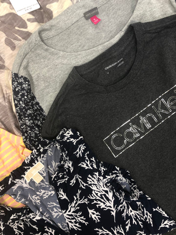 Women's Clothing TOPS Wholesale Lot, MICHAEL KORS, CALVIN KLEIN, FREE PEOPLE, VINCE CAMUTO, 1STATE, CHASER and more, 19 items, Shelf Pulls, MSRP $825