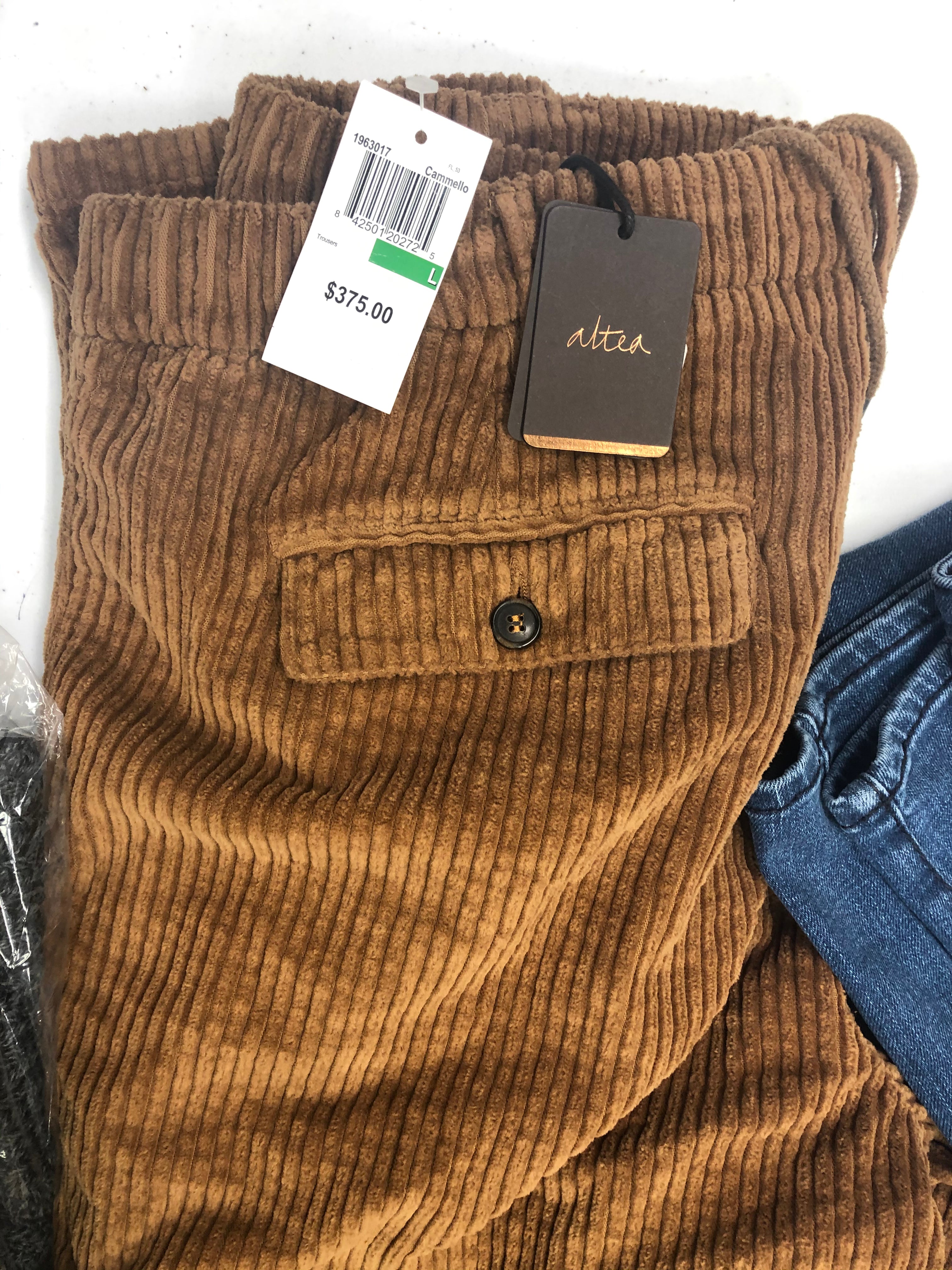 Men's Clothing Pants and Others, Wholesale Lot, EDDIE BAUER, STEVE MADDEN, CHAPS, WEATHER PROOF, 32 DEGREES and more, 14 items, Shelf Pulls, MSRP $1,091