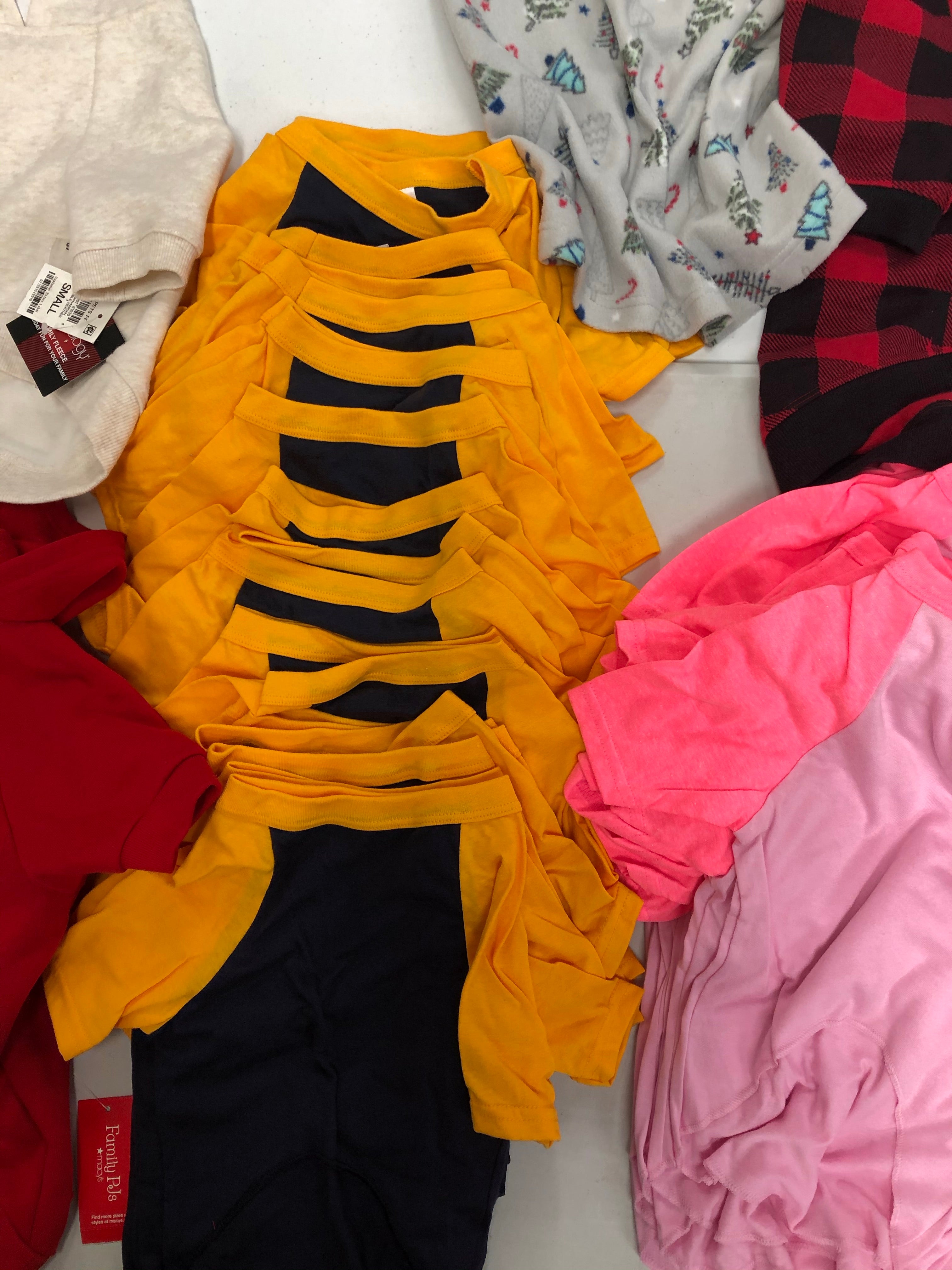 Dog's Clothing Wholesale Lot, AMERICAN APPAREL, FAMILY PJ and more, 52 items, Shelf Pulls, MSRP $655