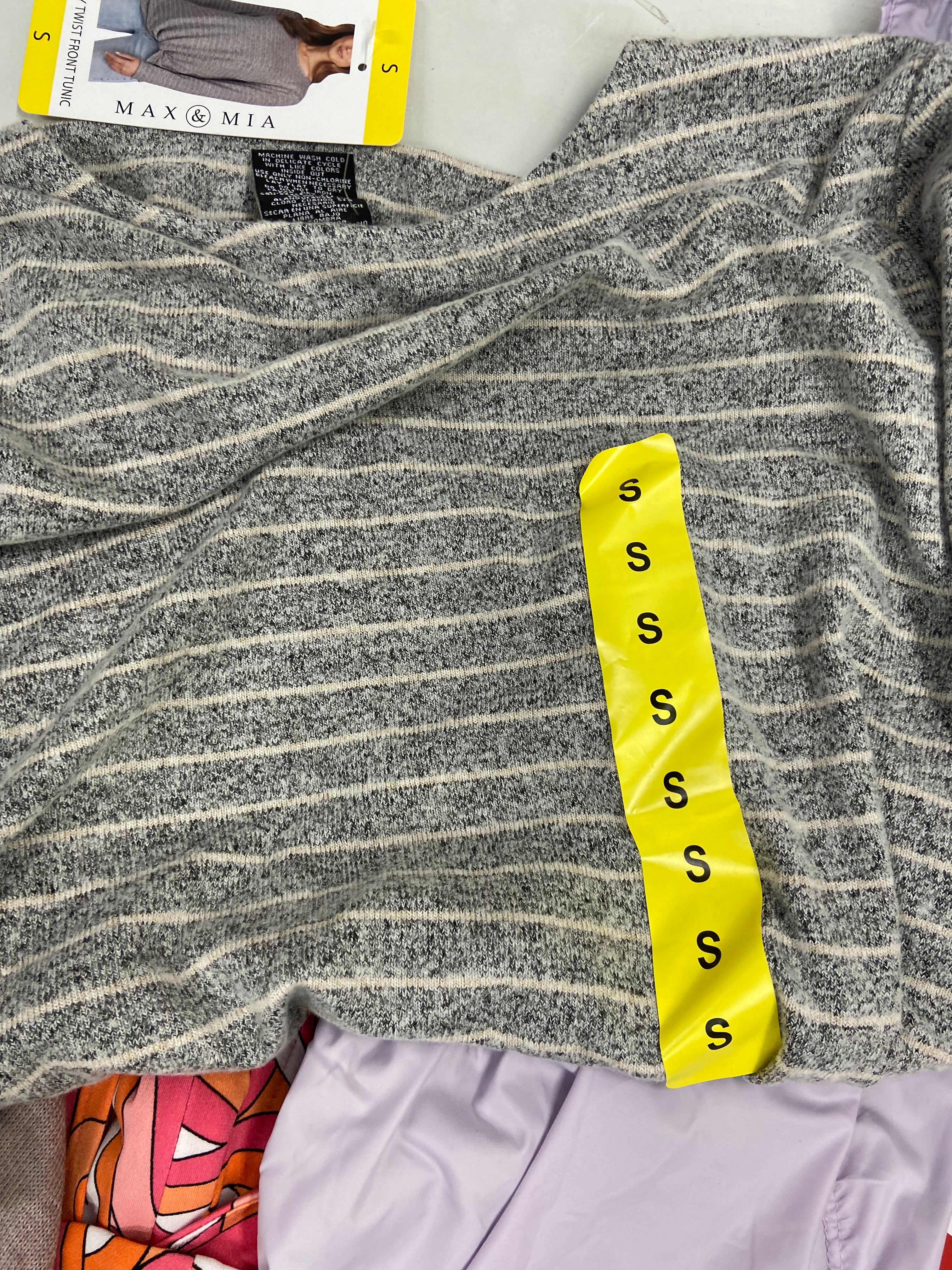 Women's Clothing Blouses and Other Tops Wholesale Lot, LUCKY BRAND, CALVIN KLEIN, MICHAEL KORS, MAX + MIA, BUFFALO, THREE DOTS and more, 15 items, Shelf Pulls, MSRP $723