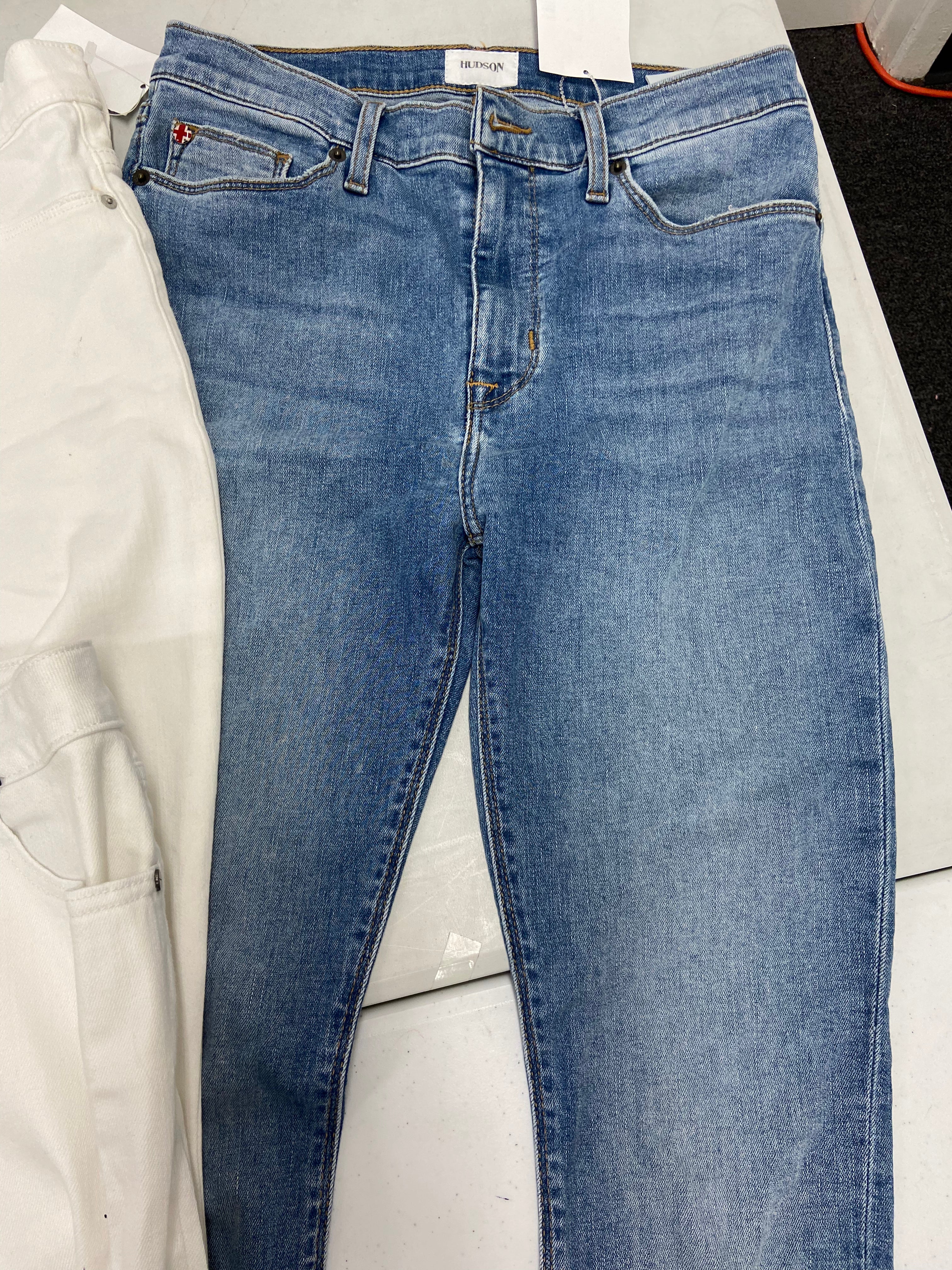 Women's Clothings Bottoms Wholesale Lot, HUDSON, NIKE, KENNETH COLE, ANNE KLEIN, RACHEL ROY, HONEYDEW and more, 7 items, CUSTOMER RETURNS