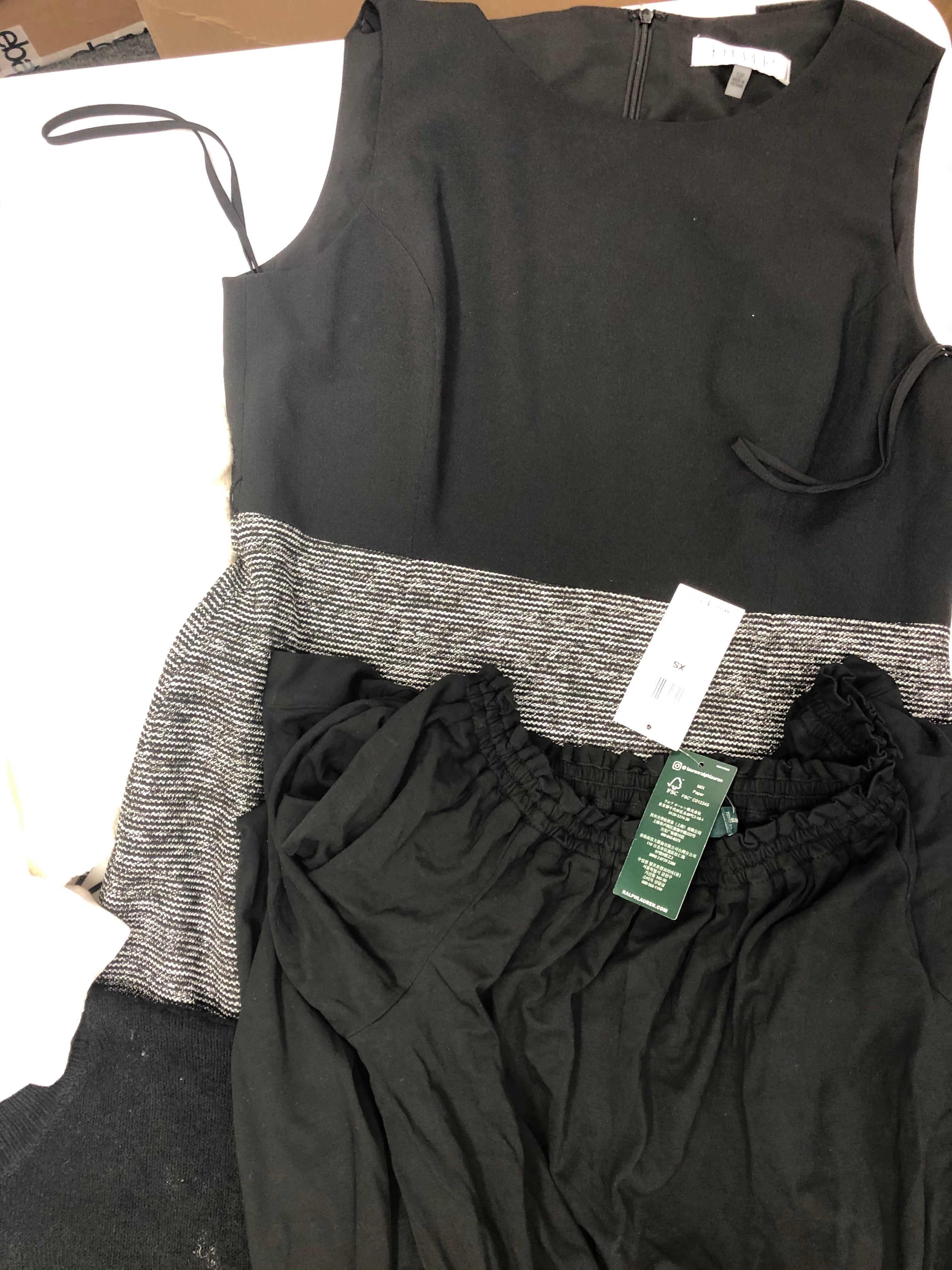 Women's Clothing Assorted Wholesale Lot, LAUREN RALPH LAUREN, VINCE CAMUTO, AMERICAN APPREL, TOMMY HILFIGER, FREE PEOPLE and more, 20 Items, CUSTOMER RETURNS, MSRP $1,483.75
