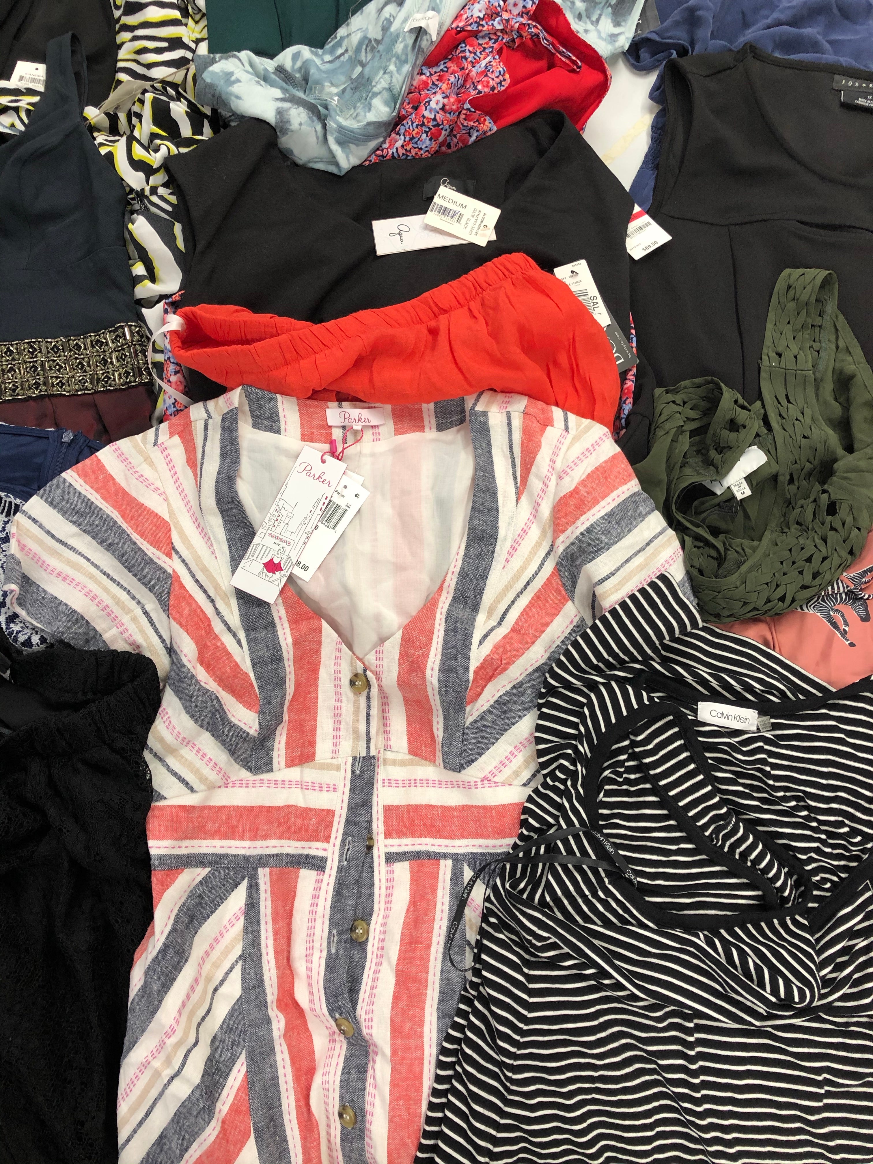 Women's Clothing DRESSES/ROMPERS Wholesale Lot, CALVIN KLEIN, GUESS, PARKER KACEY, FREE PEOPLE, AQUA, ALFANI and more, 18 items, Shelf Pulls, MSRP $1,431