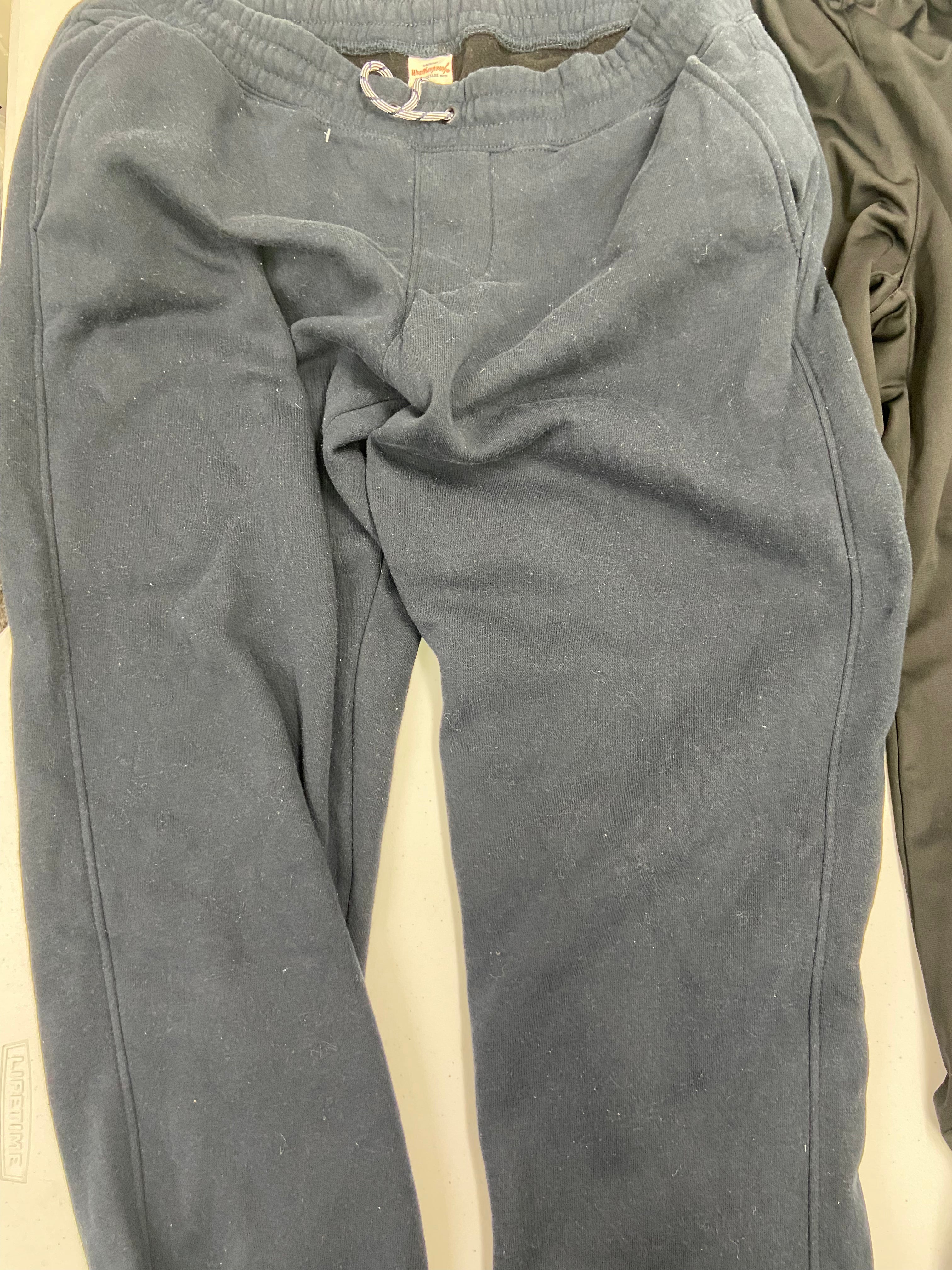 Men's Clothings Pants & Shorts Wholesale Lot, NAUTICA, ADIDAS, PUMA, FILA, WEATHERPROOF VINTAGE, 32 DEGREES and more, 8 items, CUSTOMER RETURNS
